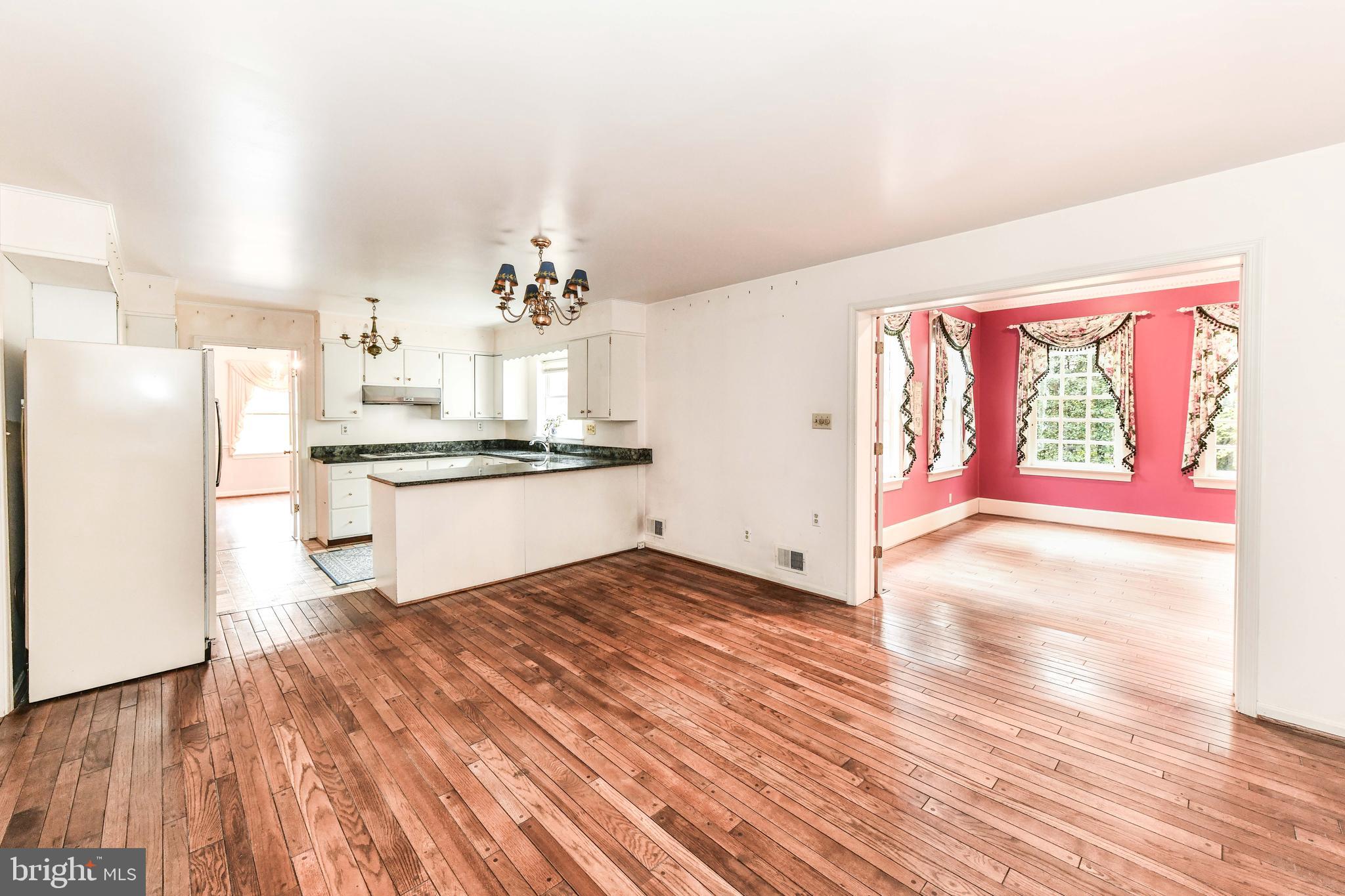 CHAIN BRIDGE FOREST - Residential