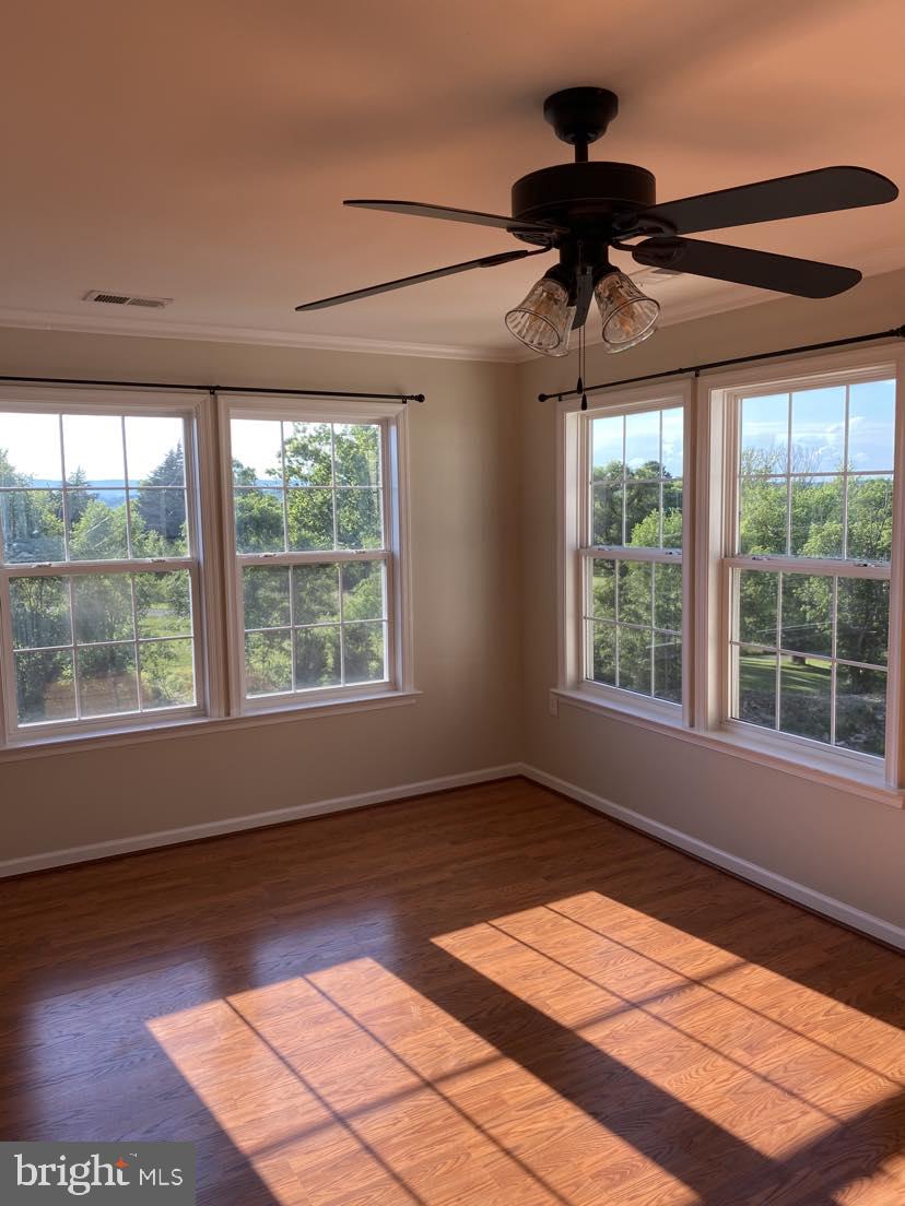 FAIRWAYS EAST - Residential Lease