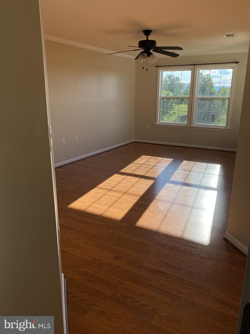 FAIRWAYS EAST - Residential Lease