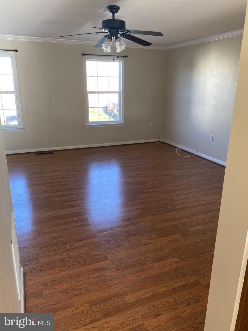 FAIRWAYS EAST - Residential Lease