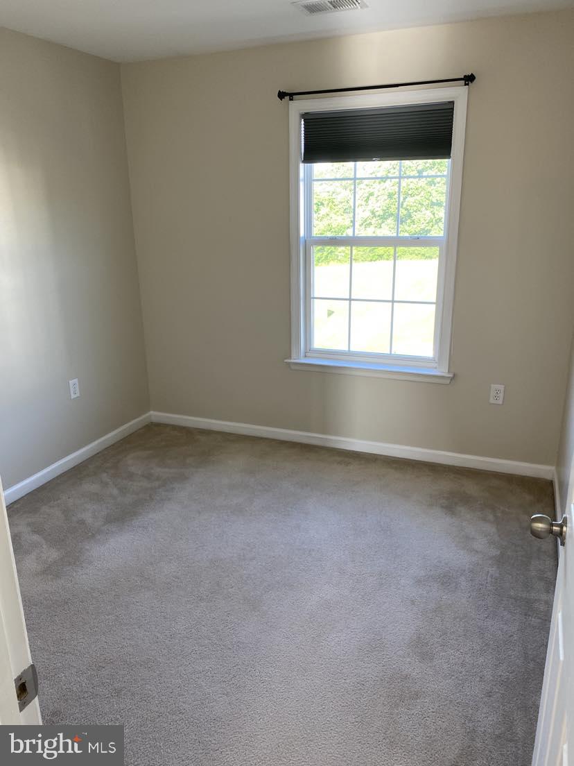 FAIRWAYS EAST - Residential Lease