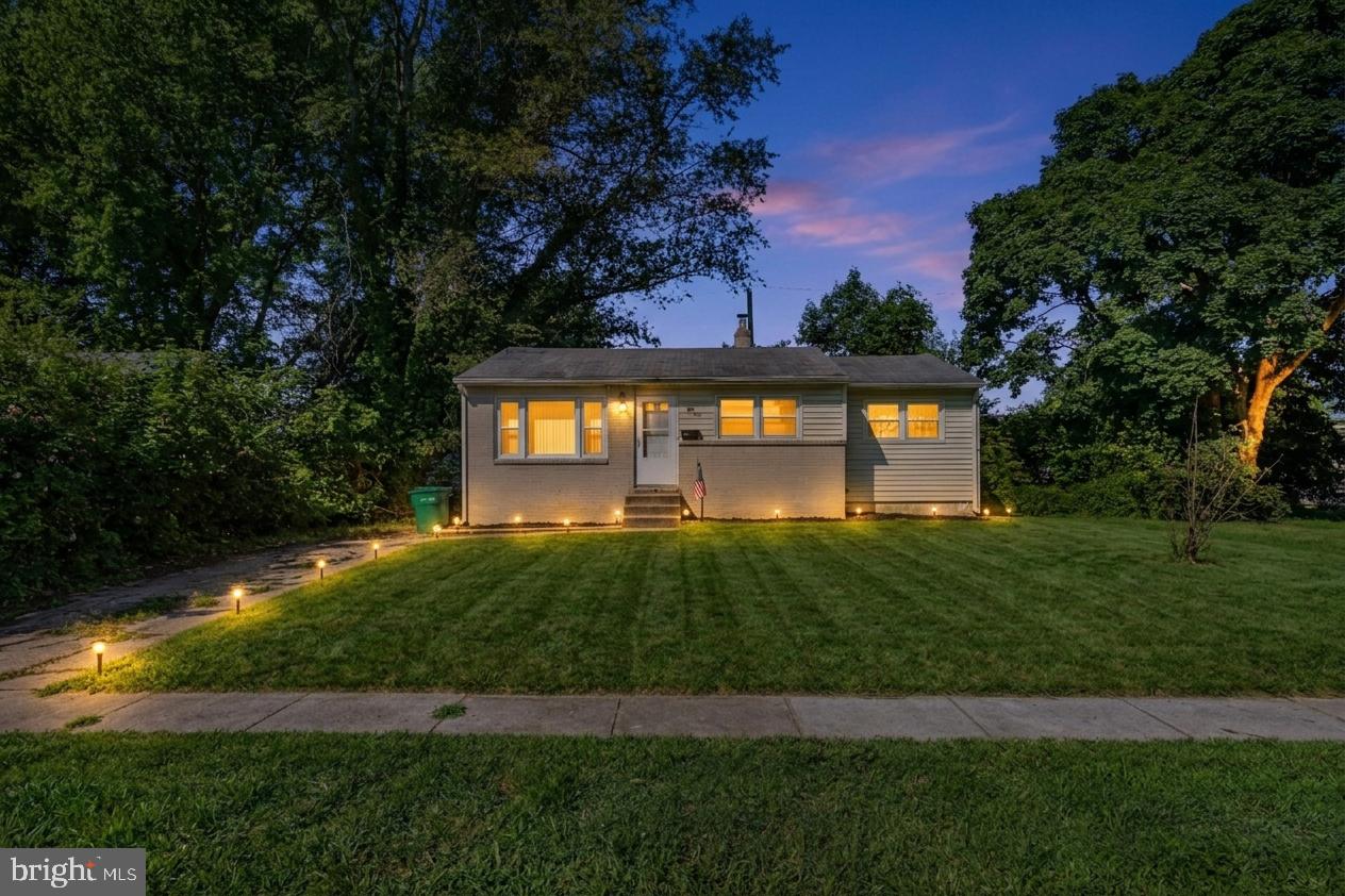 51 JOHN COLLINS CIRCLE