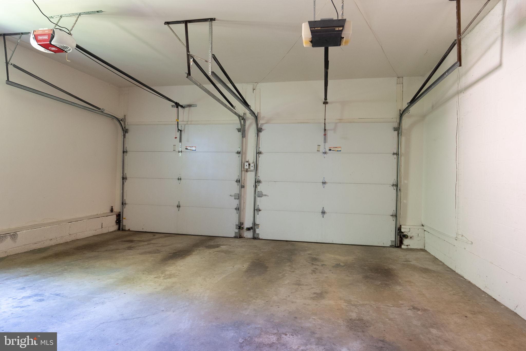 KENWOOD PARK - Residential Lease