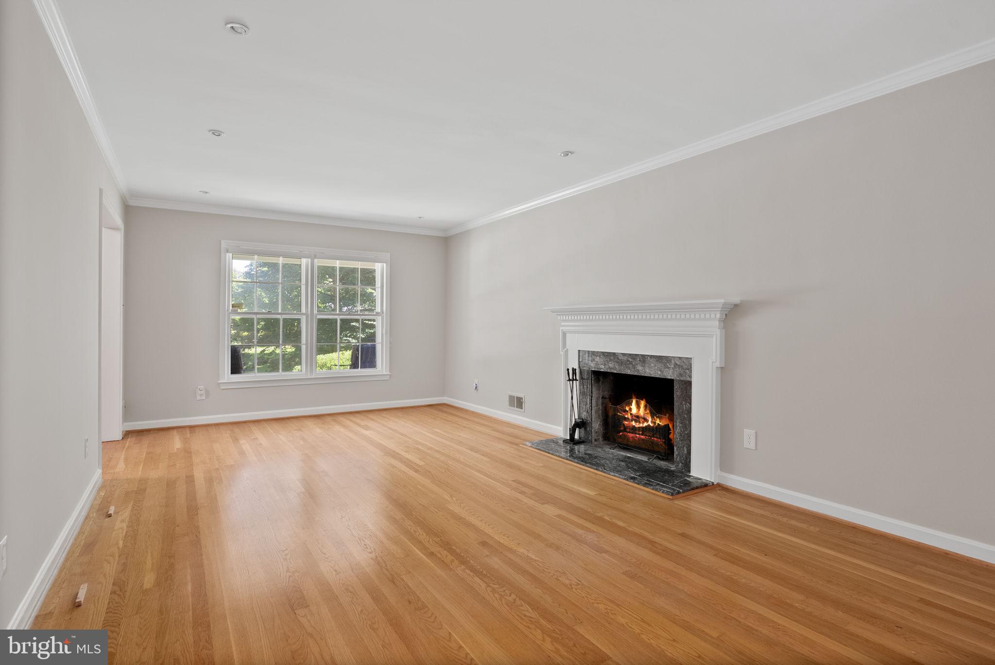 KENWOOD PARK - Residential Lease