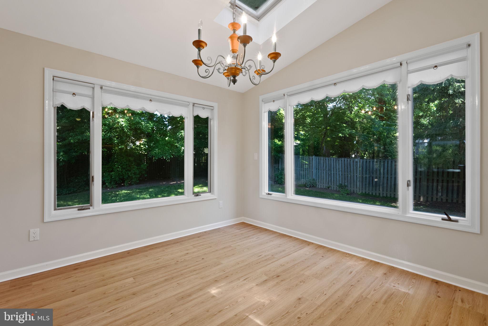 KENWOOD PARK - Residential Lease