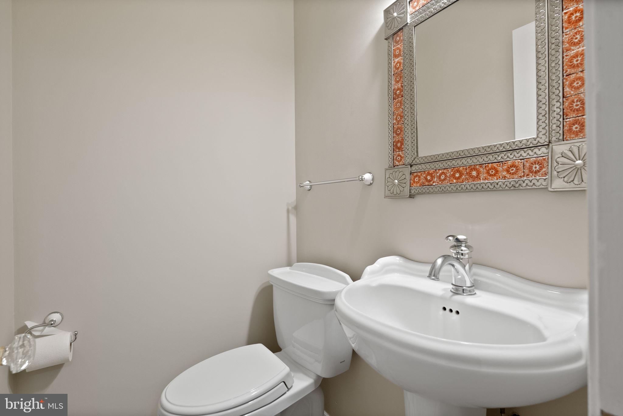 KENWOOD PARK - Residential Lease