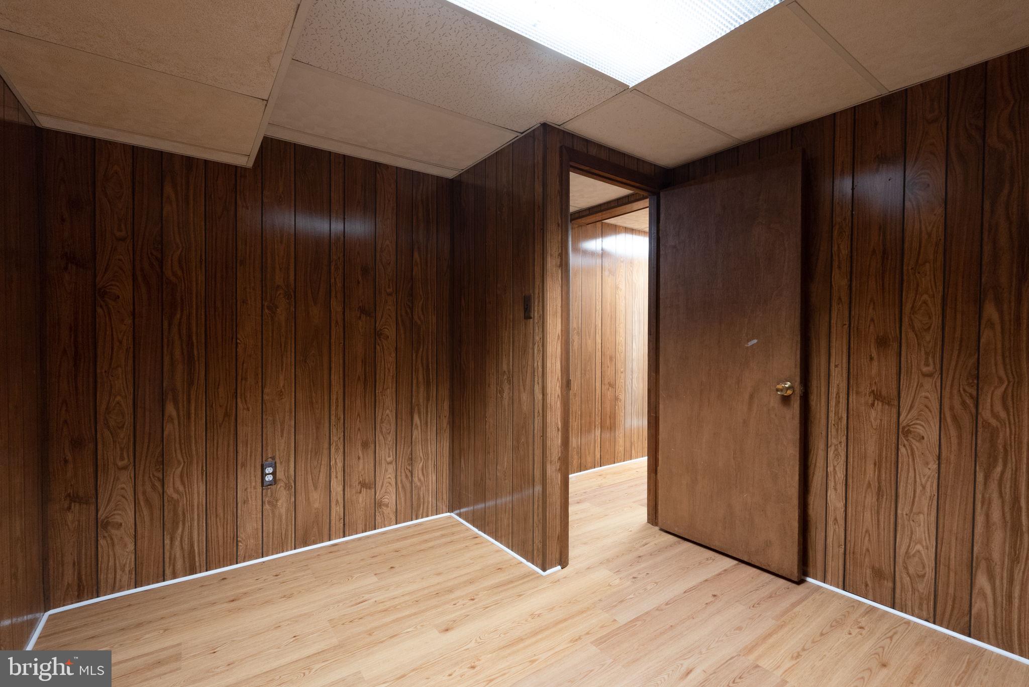 KENWOOD PARK - Residential Lease