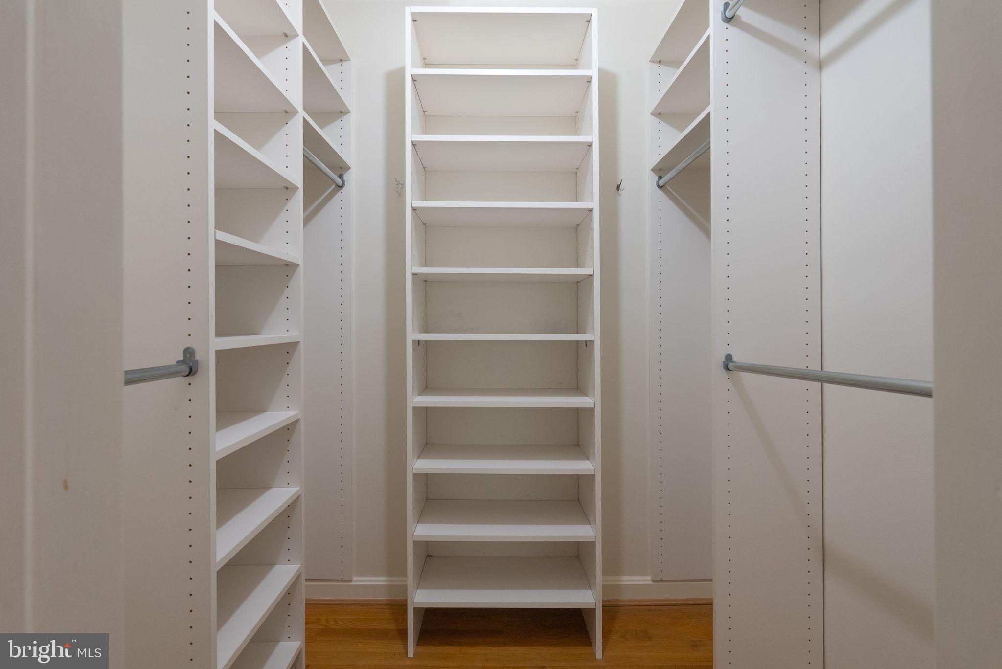 KENWOOD PARK - Residential Lease