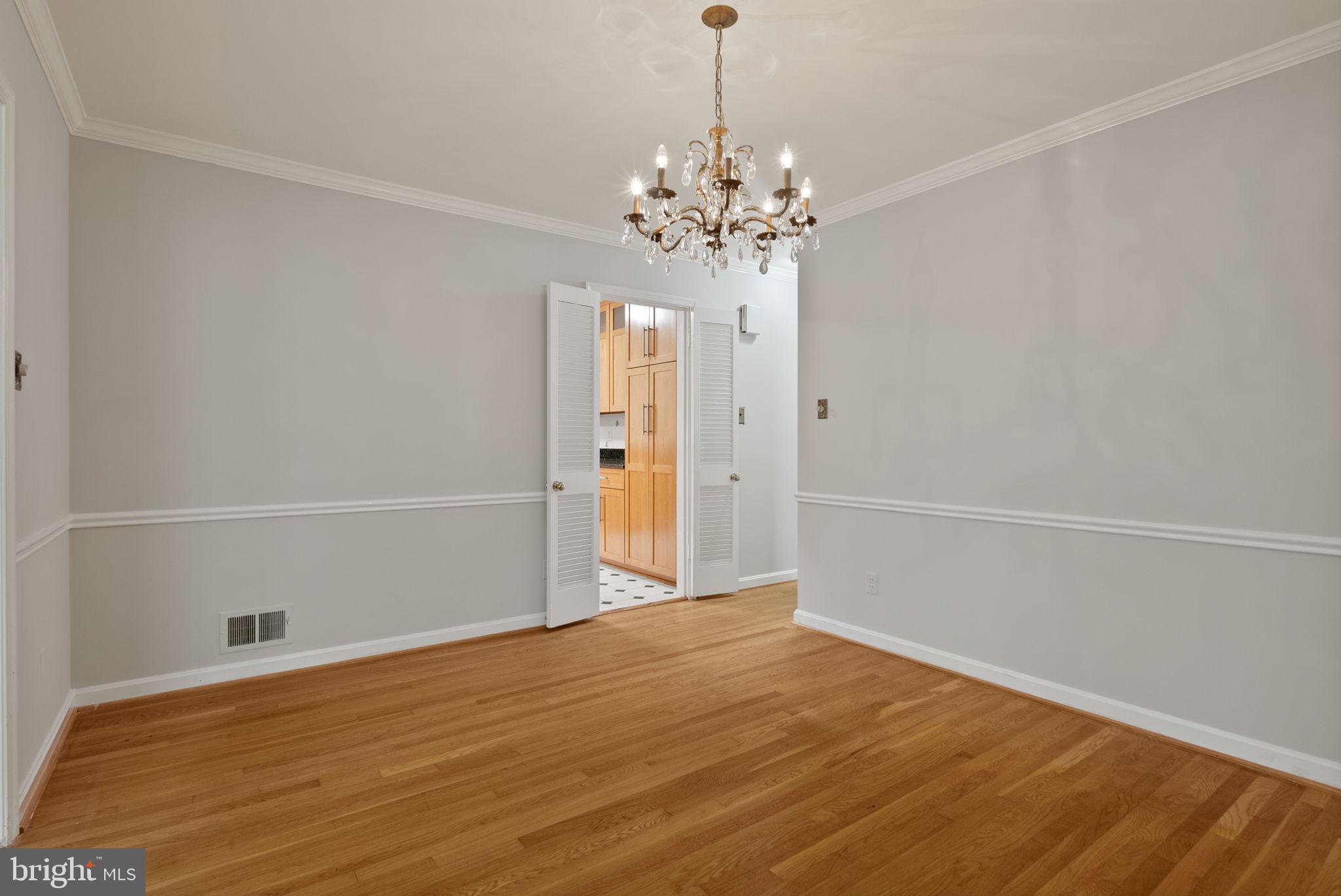 KENWOOD PARK - Residential Lease