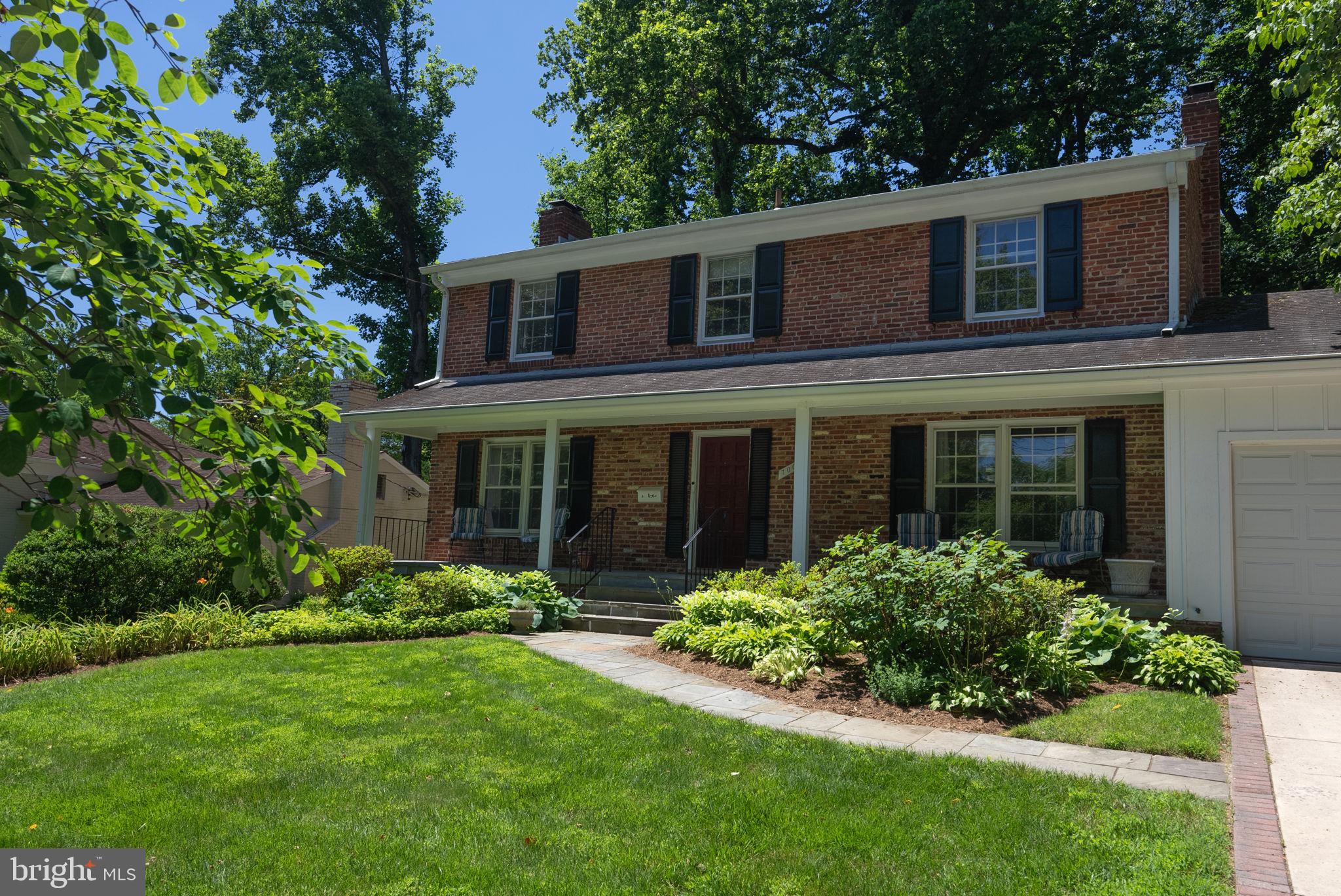 KENWOOD PARK - Residential Lease