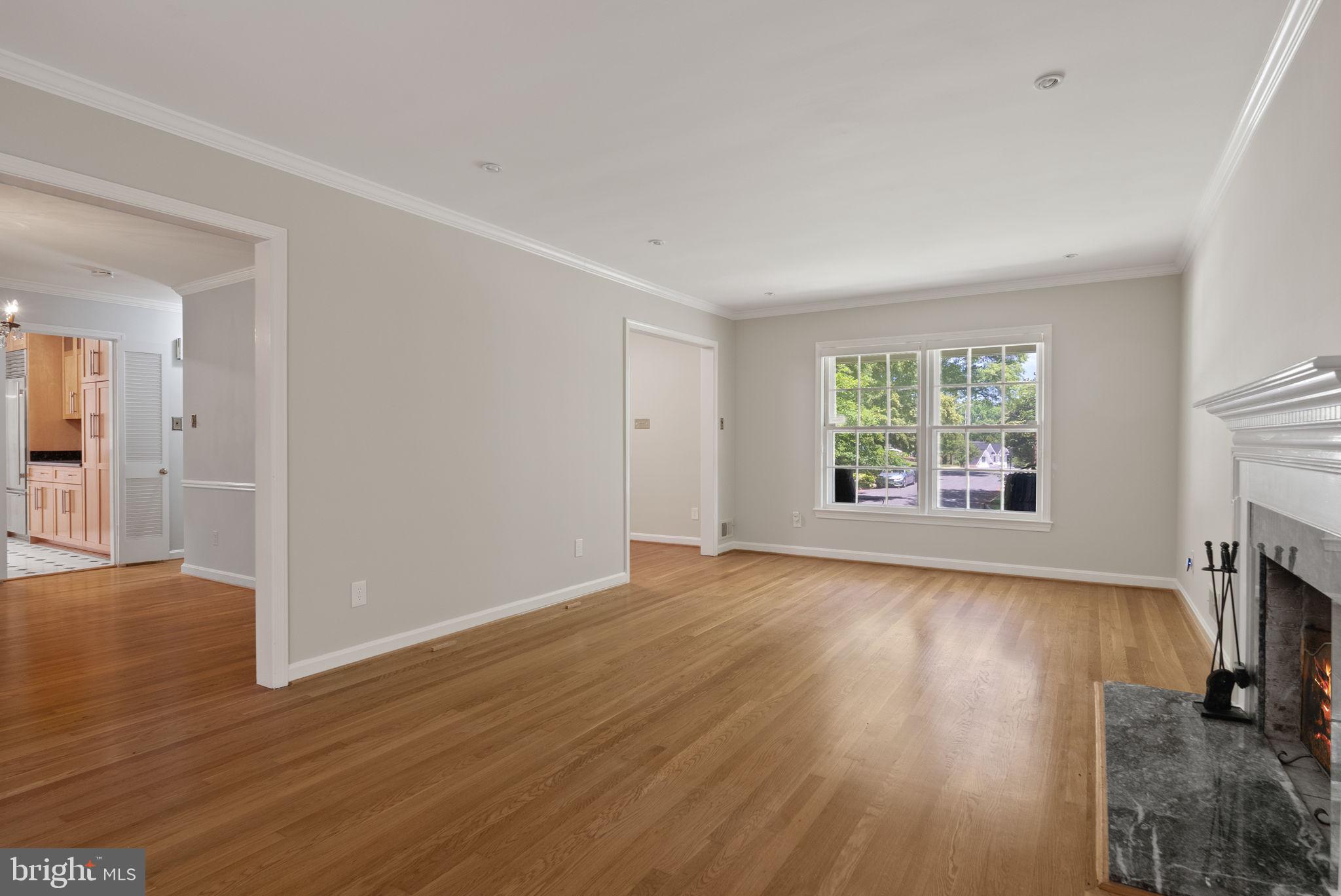 KENWOOD PARK - Residential Lease