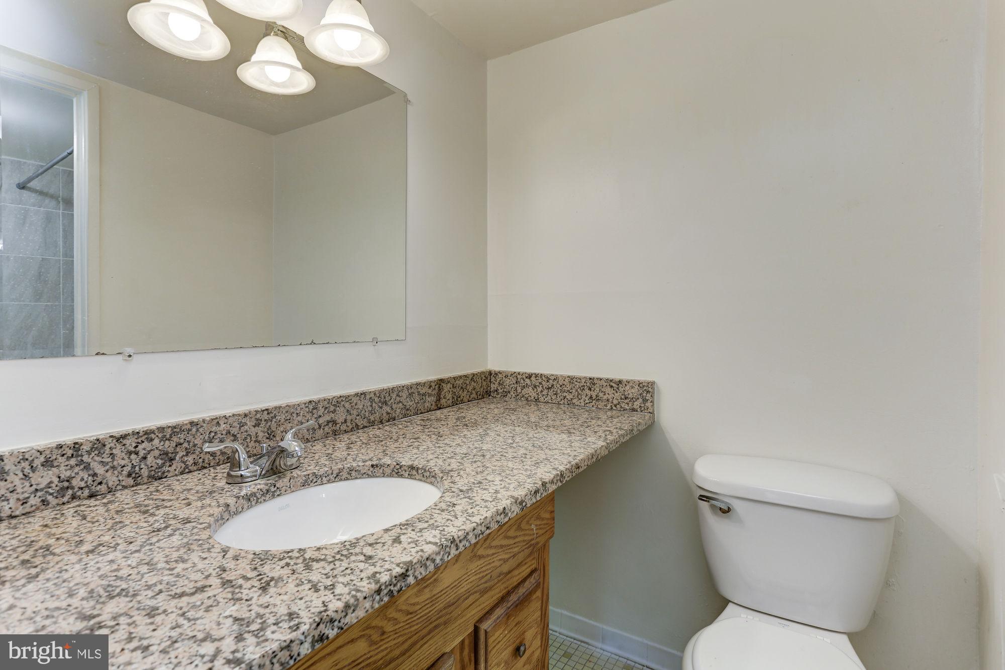 SHADOW OAKS - Residential