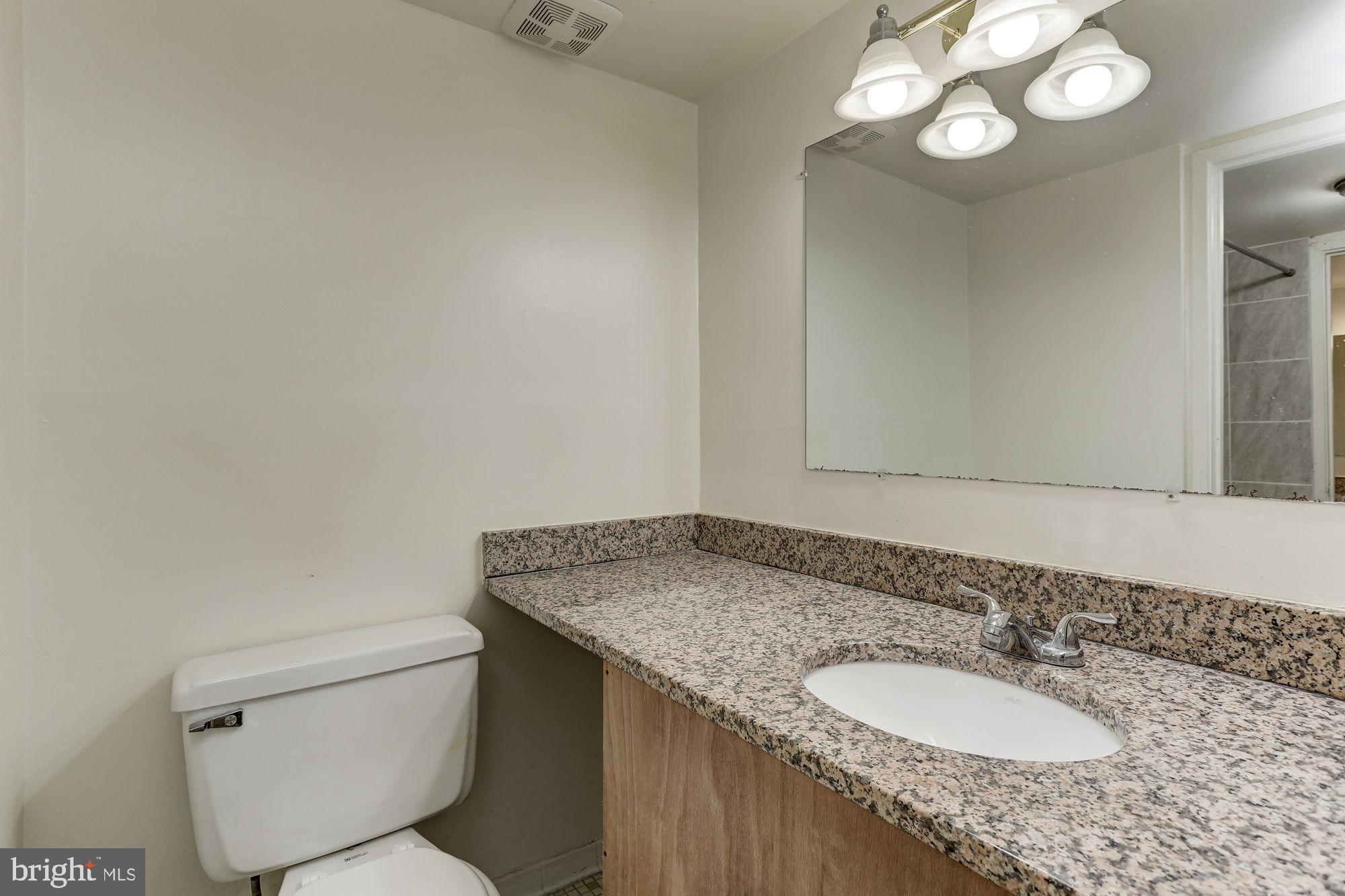 SHADOW OAKS - Residential