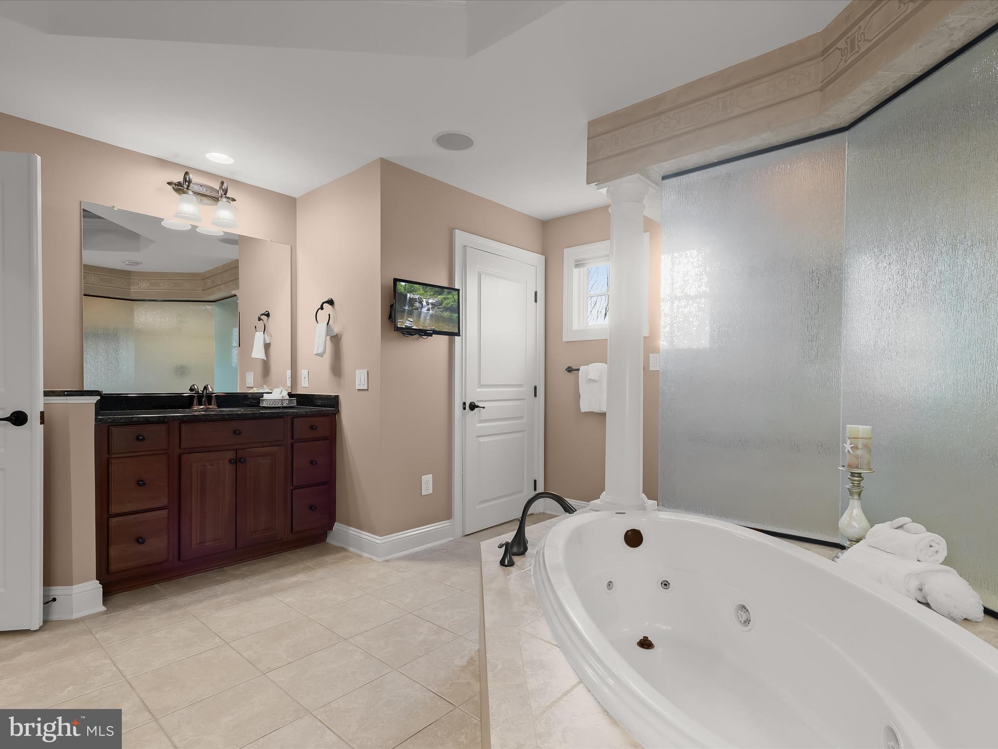 MACBETH FARM - Residential