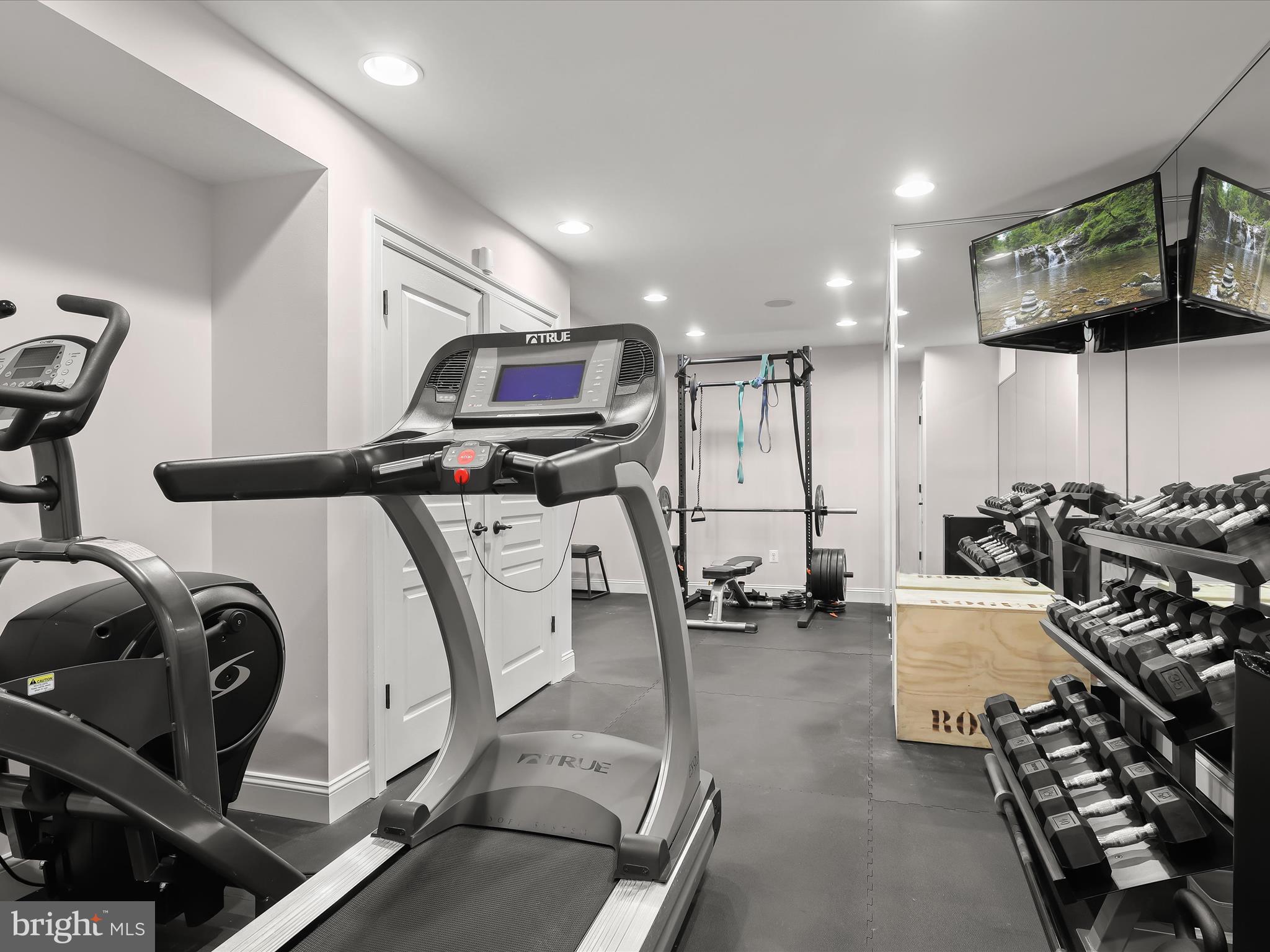 MACBETH FARM - Residential