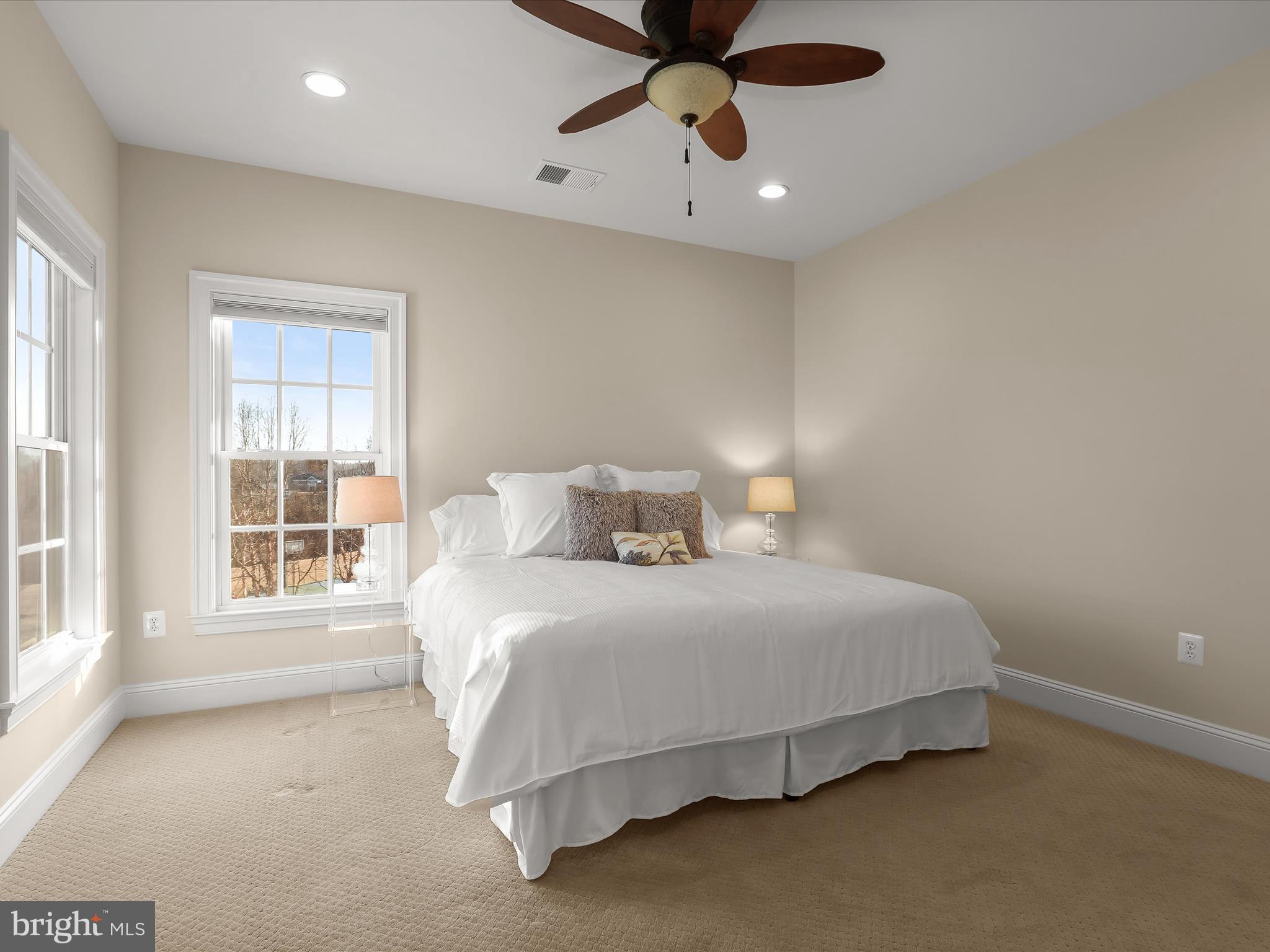 MACBETH FARM - Residential