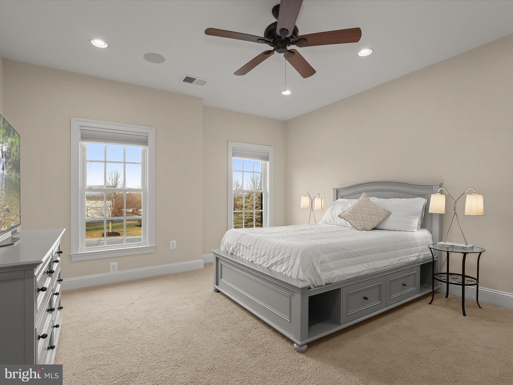 MACBETH FARM - Residential