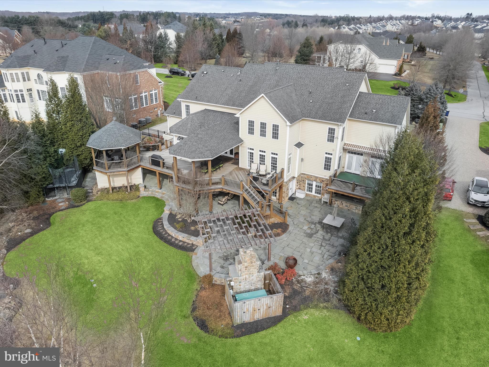 MACBETH FARM - Residential