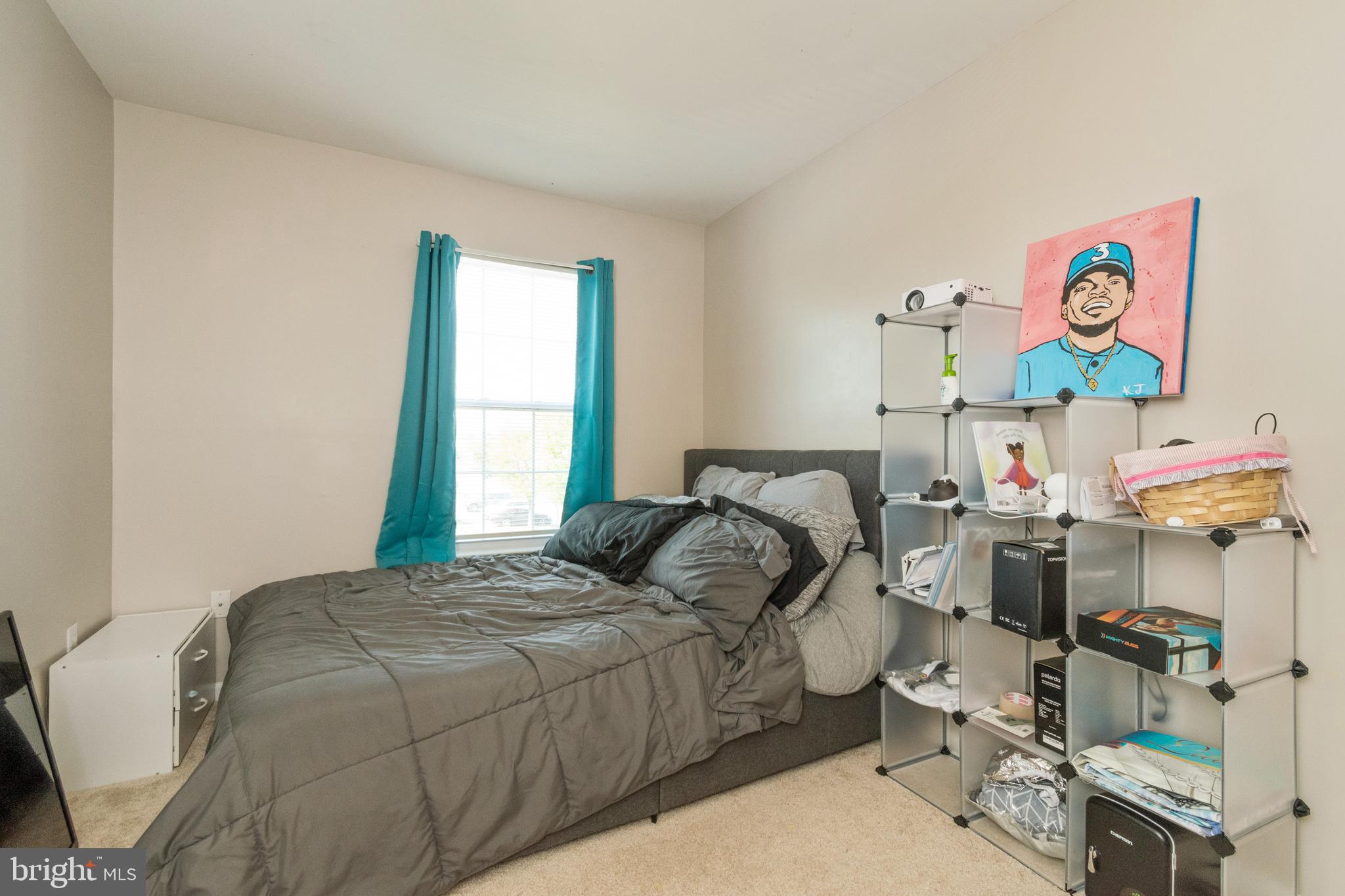 SEVEN OAKS - Residential