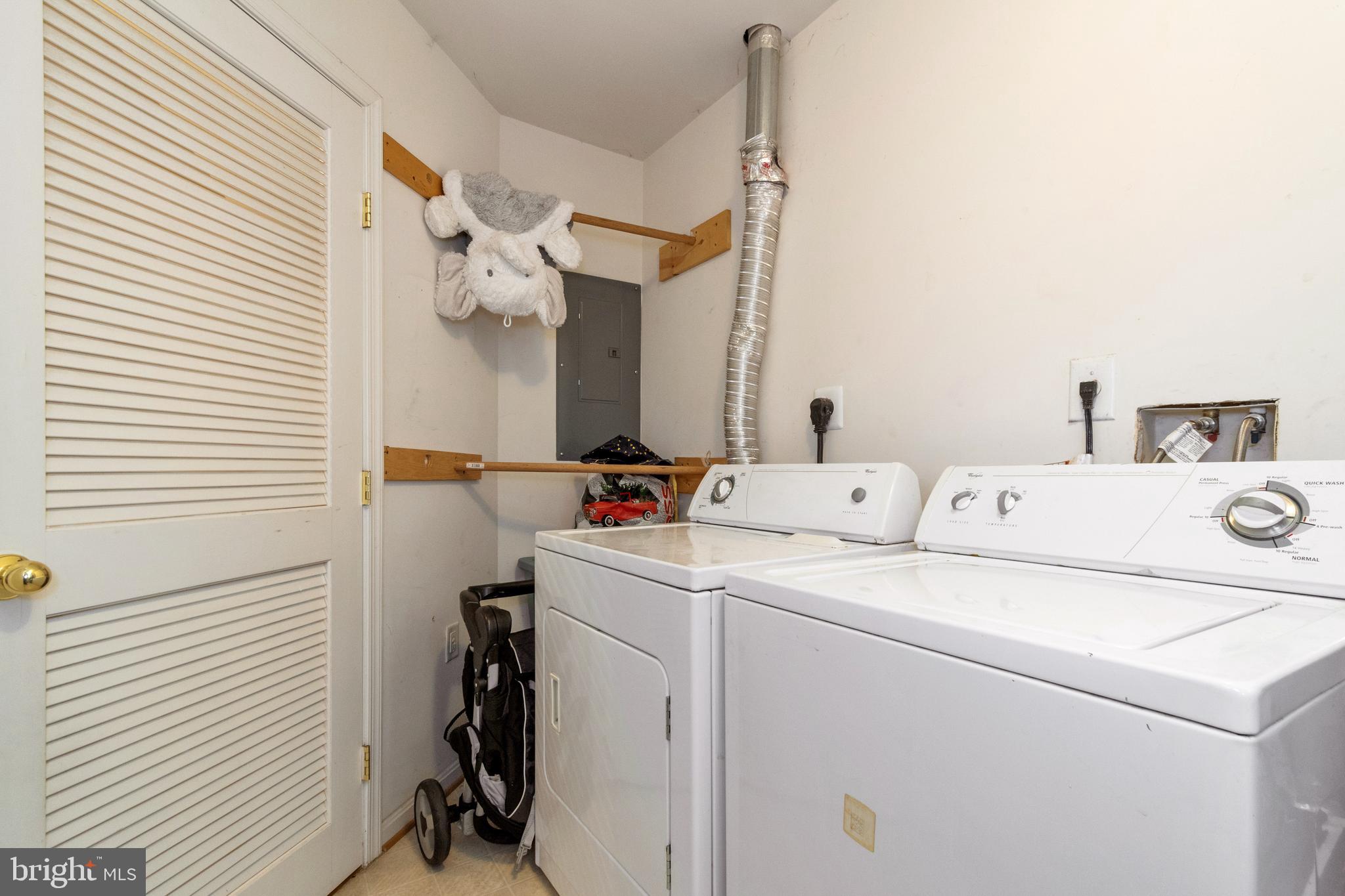 SEVEN OAKS - Residential