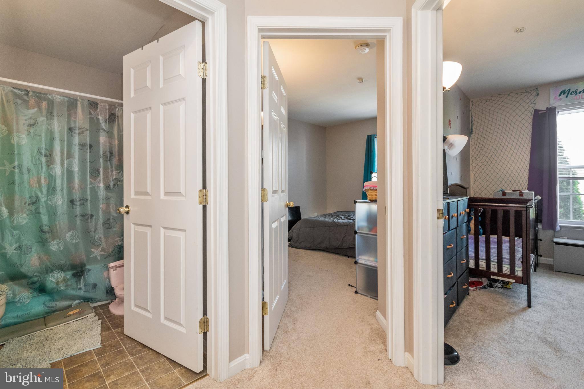 SEVEN OAKS - Residential