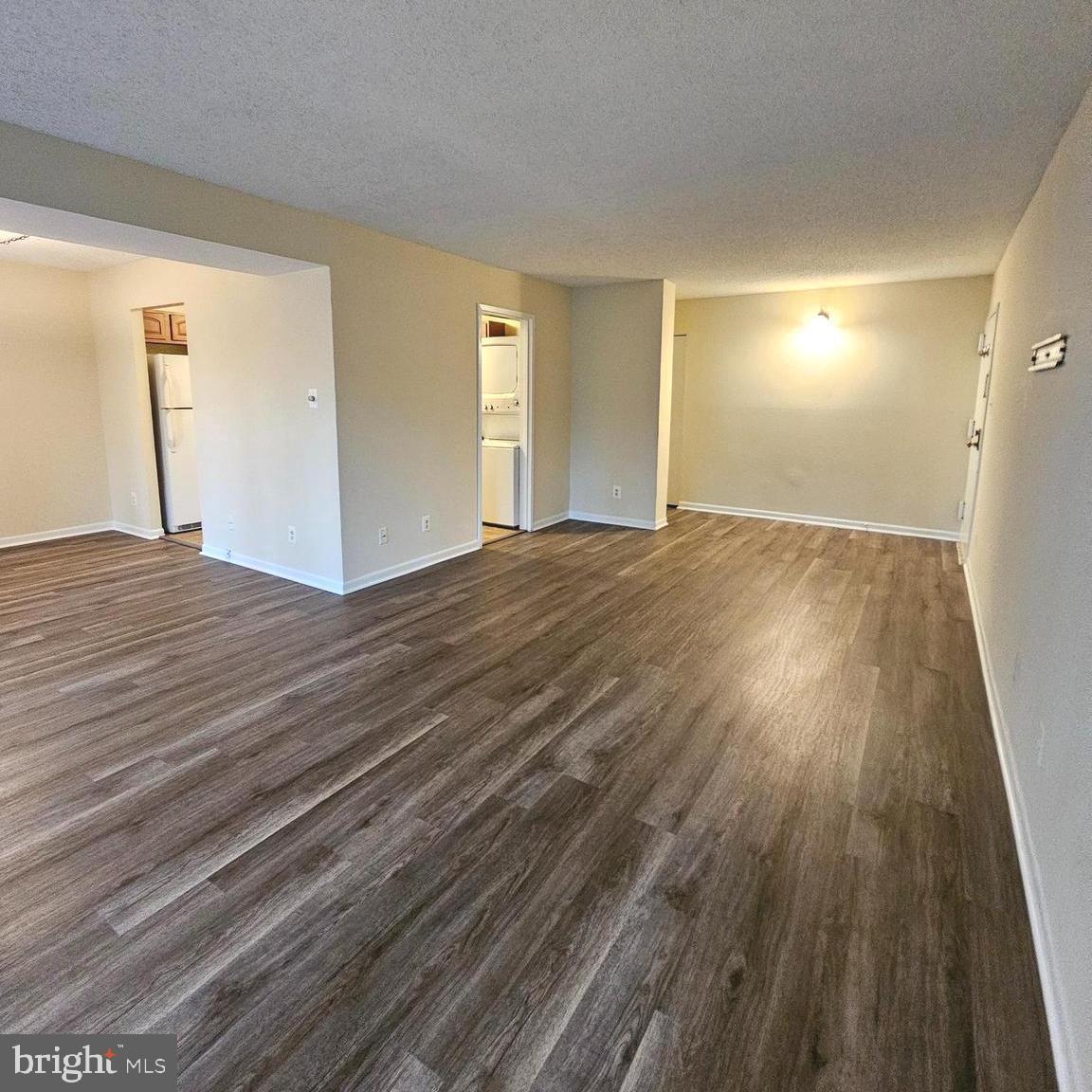 HUNTERS WOODS VILLAGE - Residential Lease