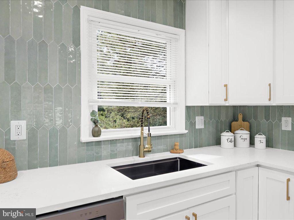 HILLSMERE ESTATES - Residential