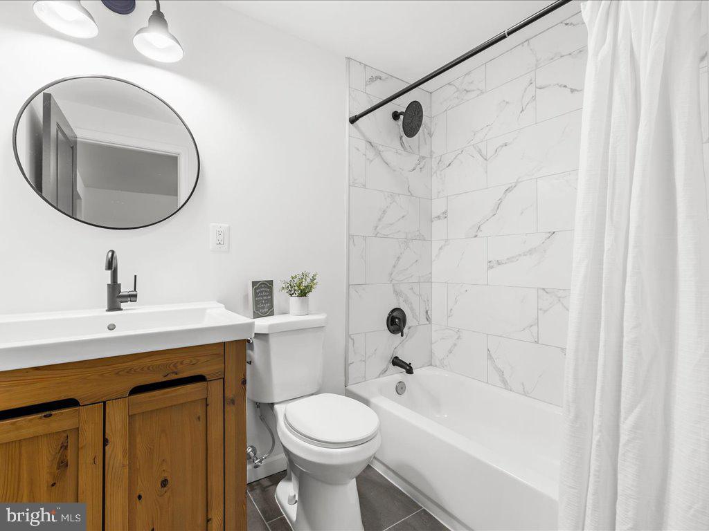 HILLSMERE ESTATES - Residential