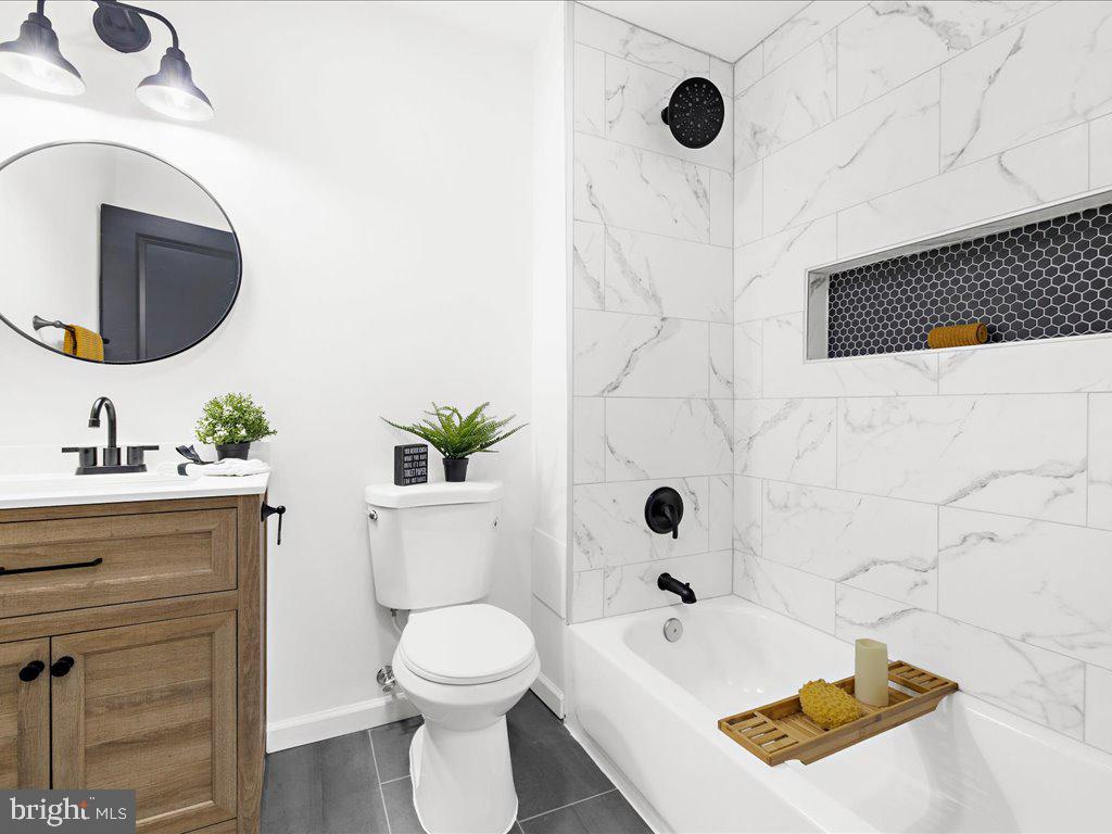 HILLSMERE ESTATES - Residential