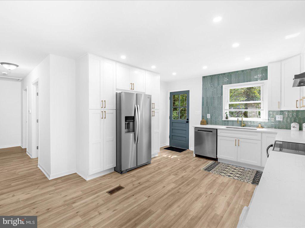 HILLSMERE ESTATES - Residential