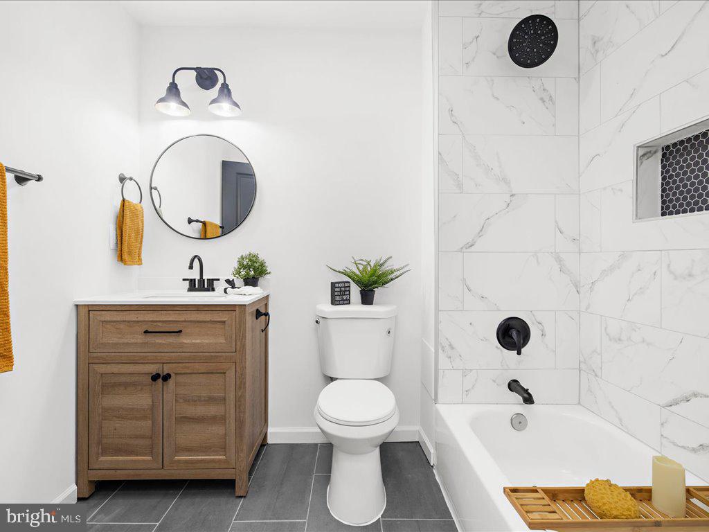 HILLSMERE ESTATES - Residential