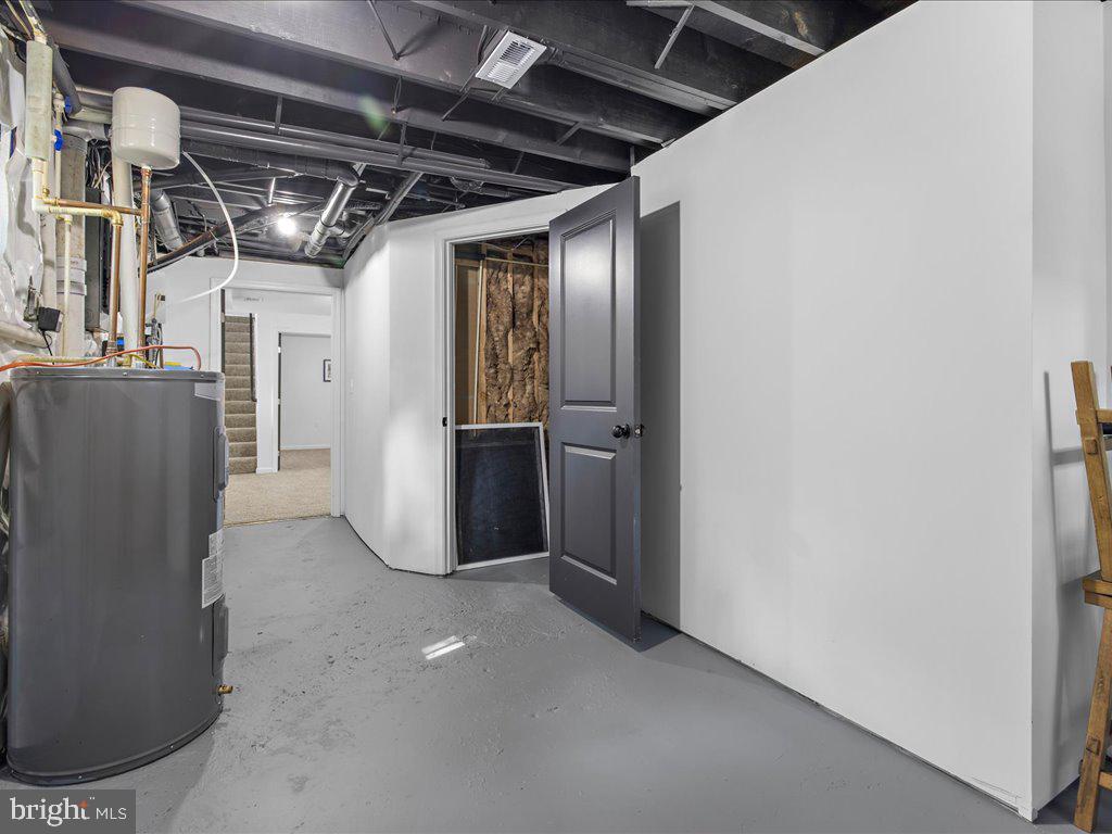 HILLSMERE ESTATES - Residential