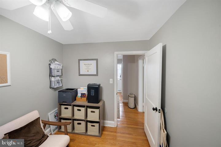 KNETTISHALL - Residential Lease