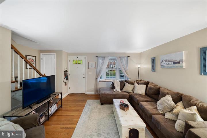 KNETTISHALL - Residential Lease