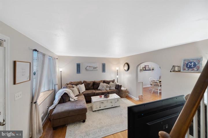 KNETTISHALL - Residential Lease