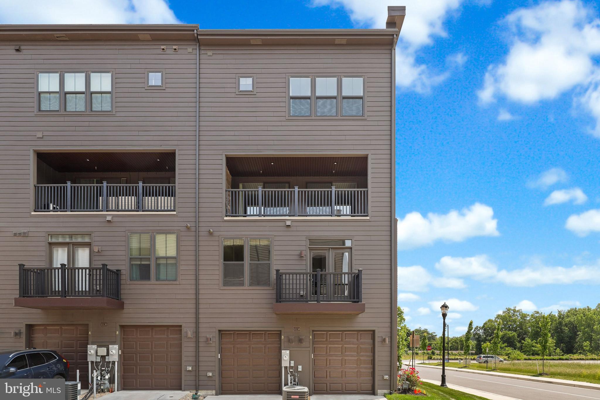 PADDOCK POINTE - Residential