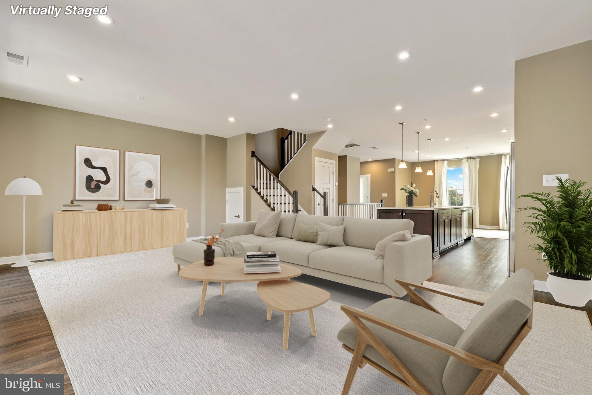 PADDOCK POINTE - Residential