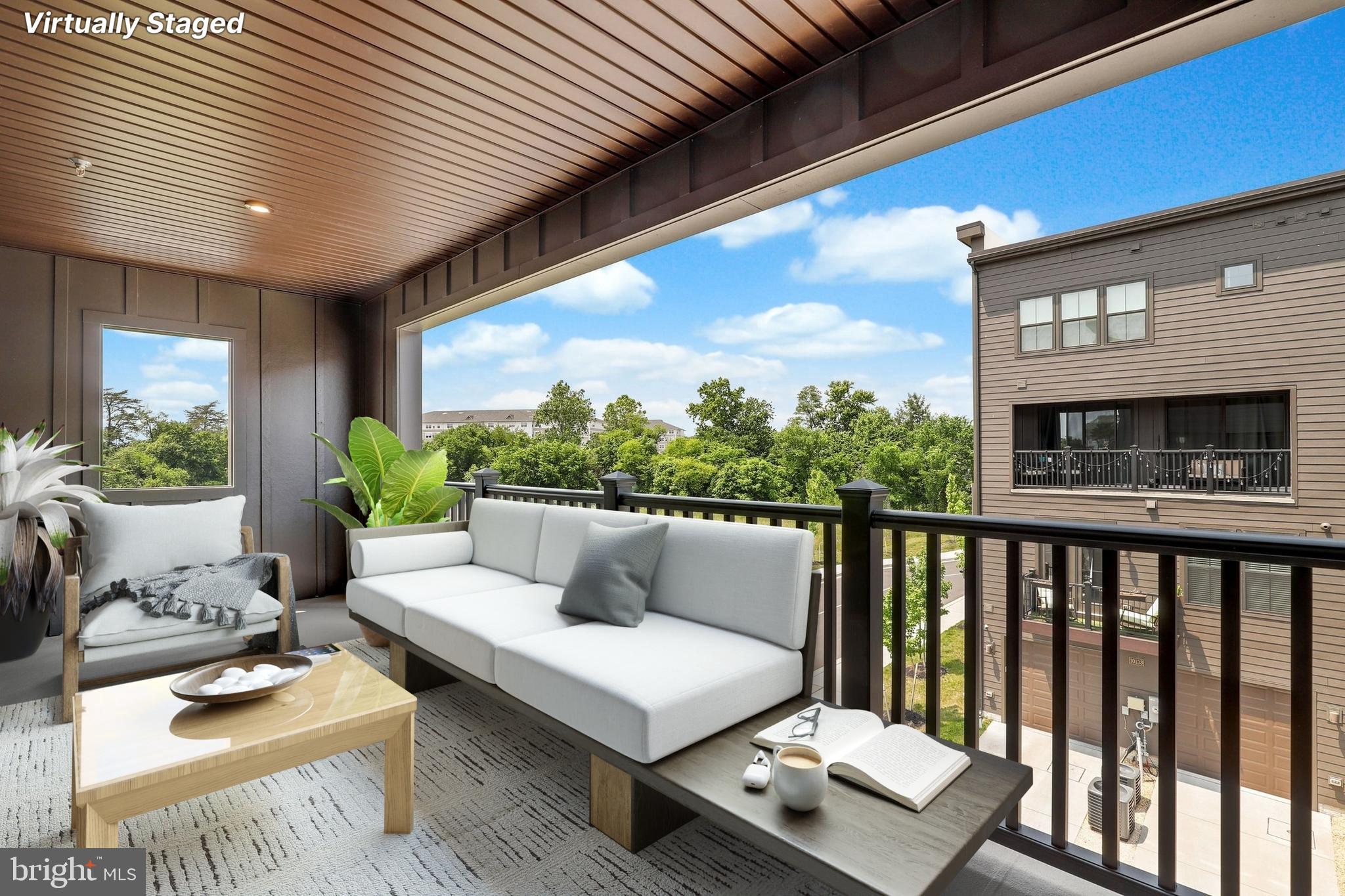 PADDOCK POINTE - Residential