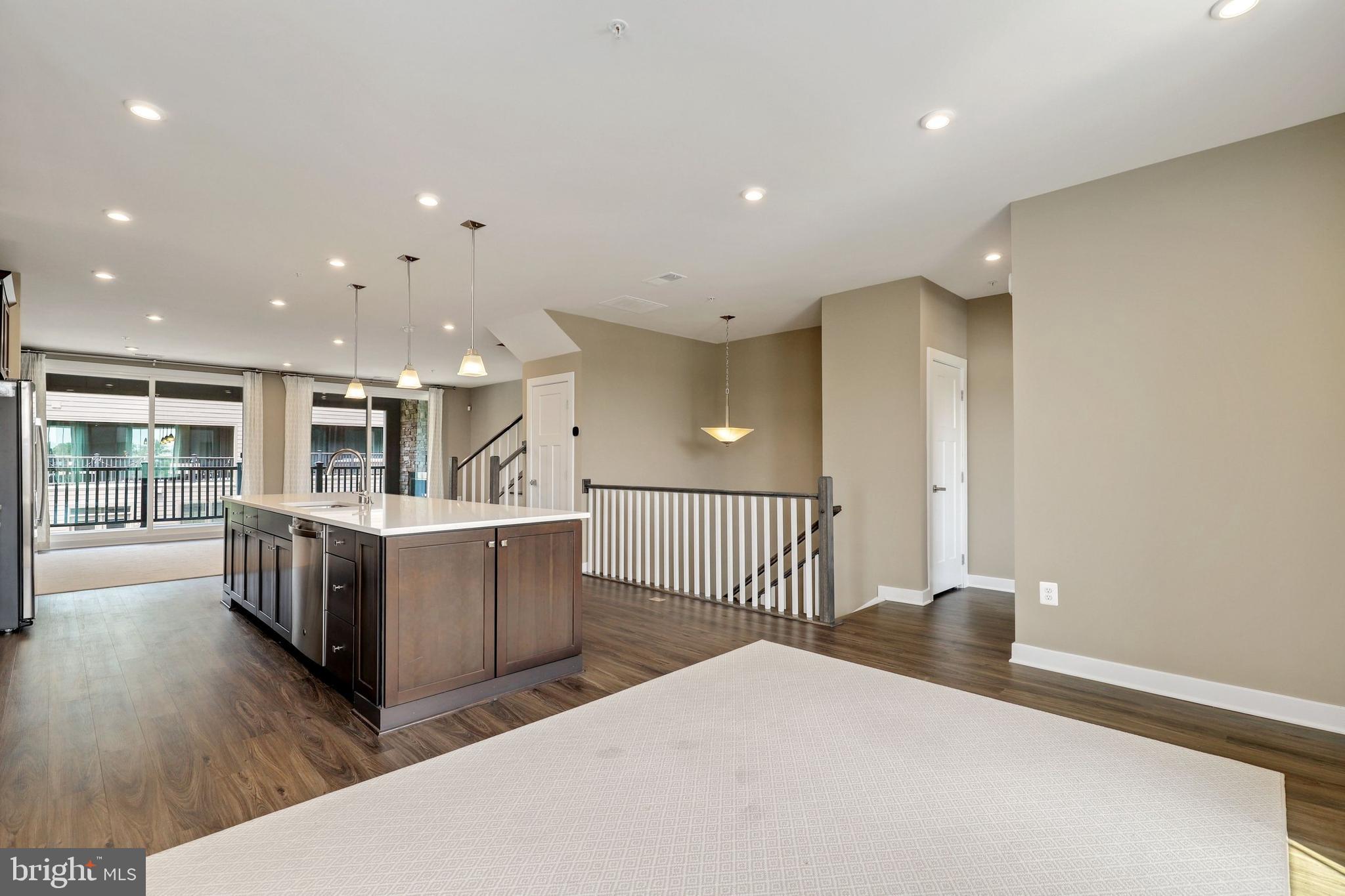 PADDOCK POINTE - Residential