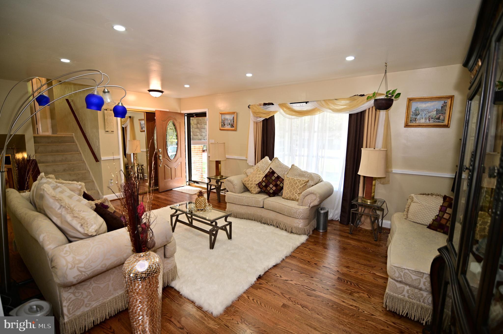 ROBIE MANOR SUB - Residential