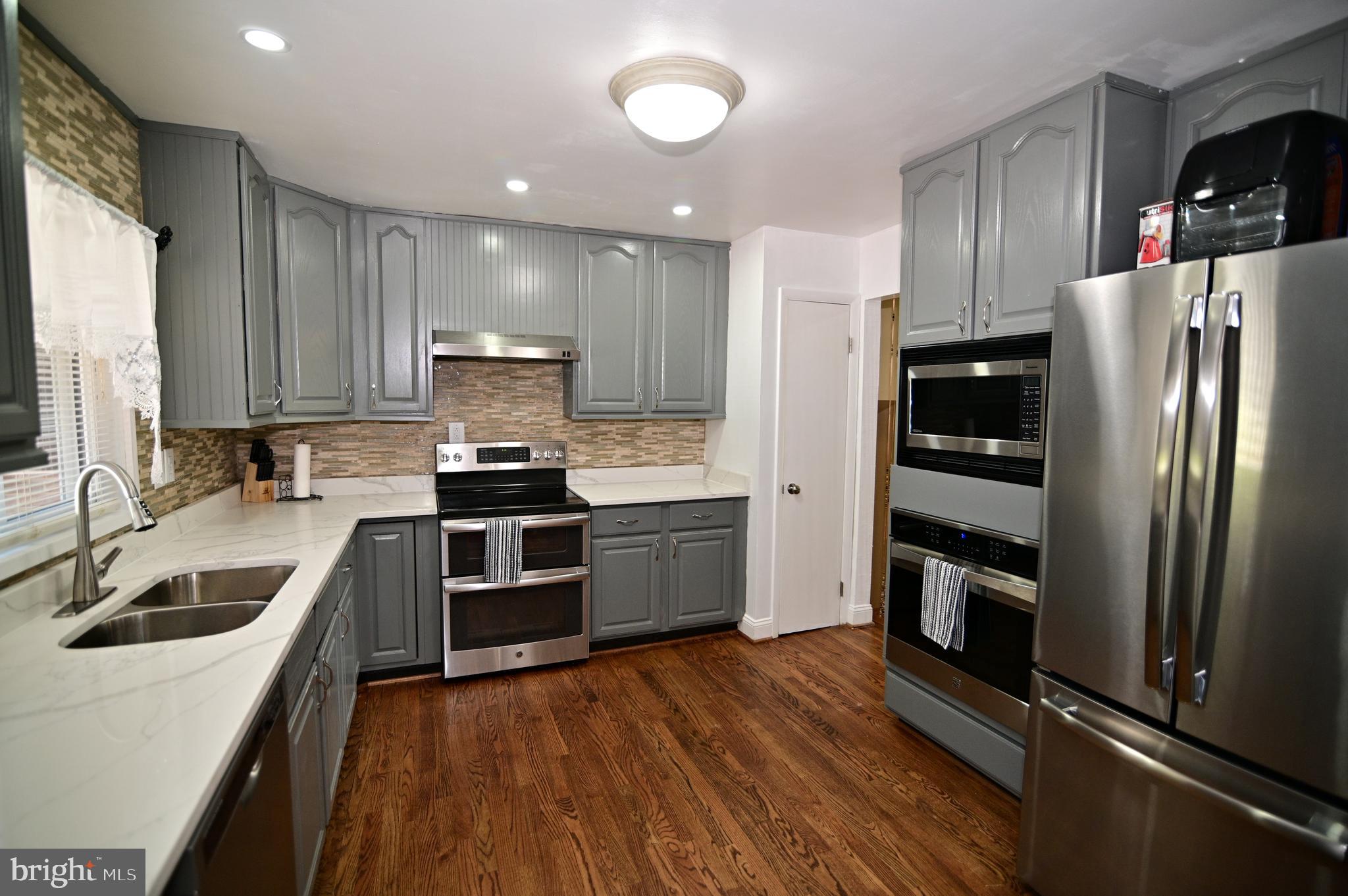 ROBIE MANOR SUB - Residential