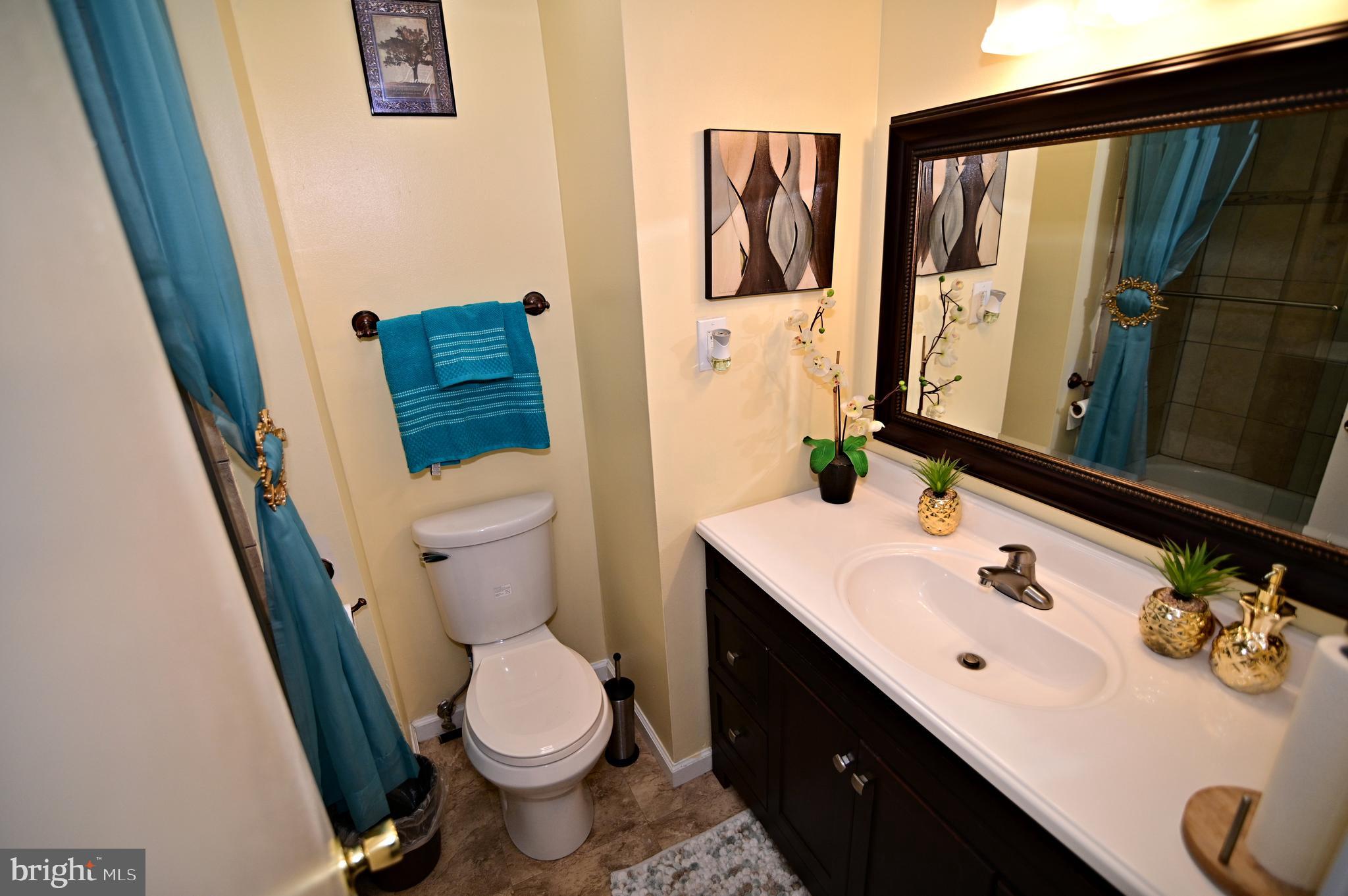 ROBIE MANOR SUB - Residential