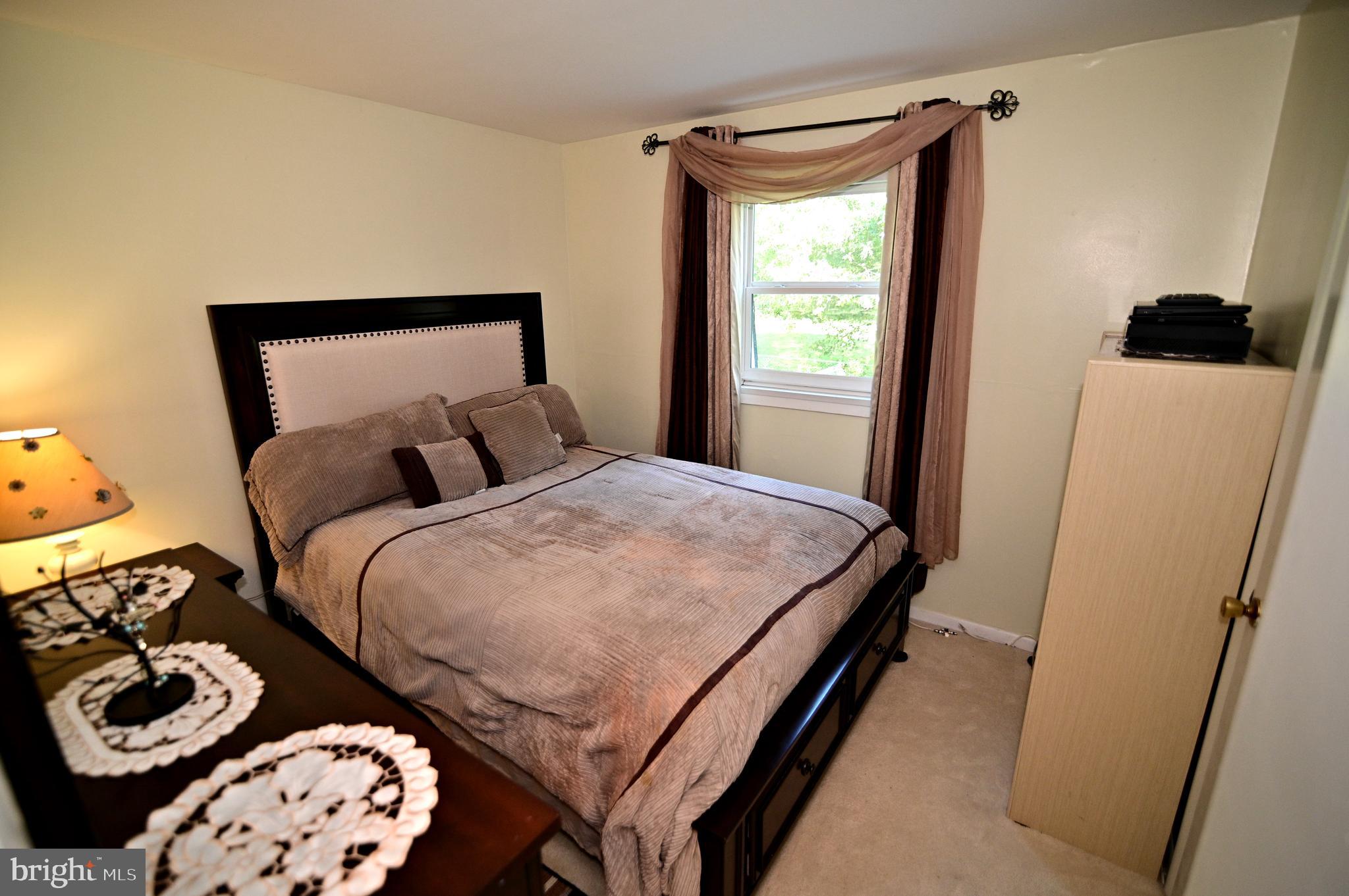 ROBIE MANOR SUB - Residential