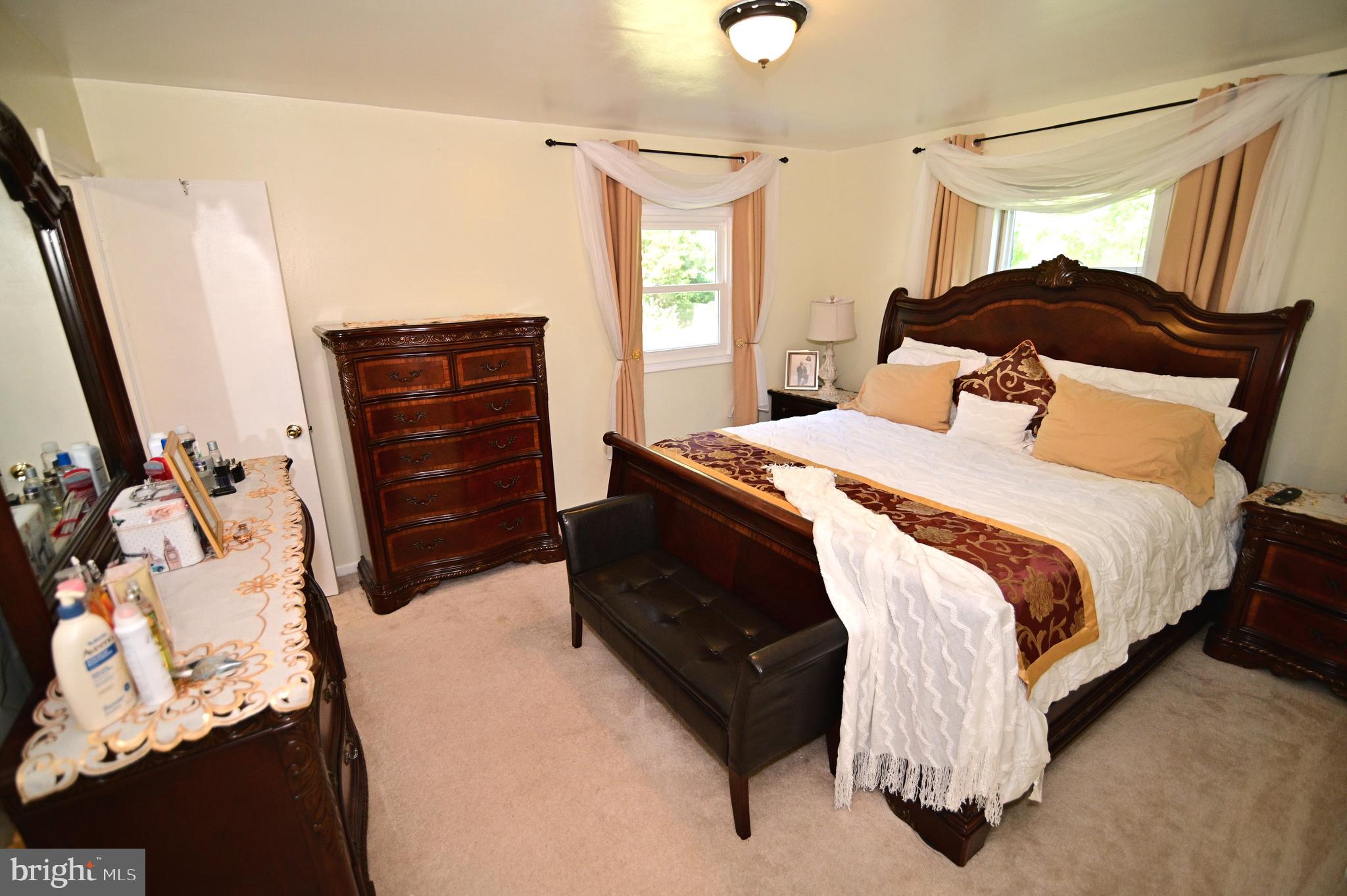 ROBIE MANOR SUB - Residential