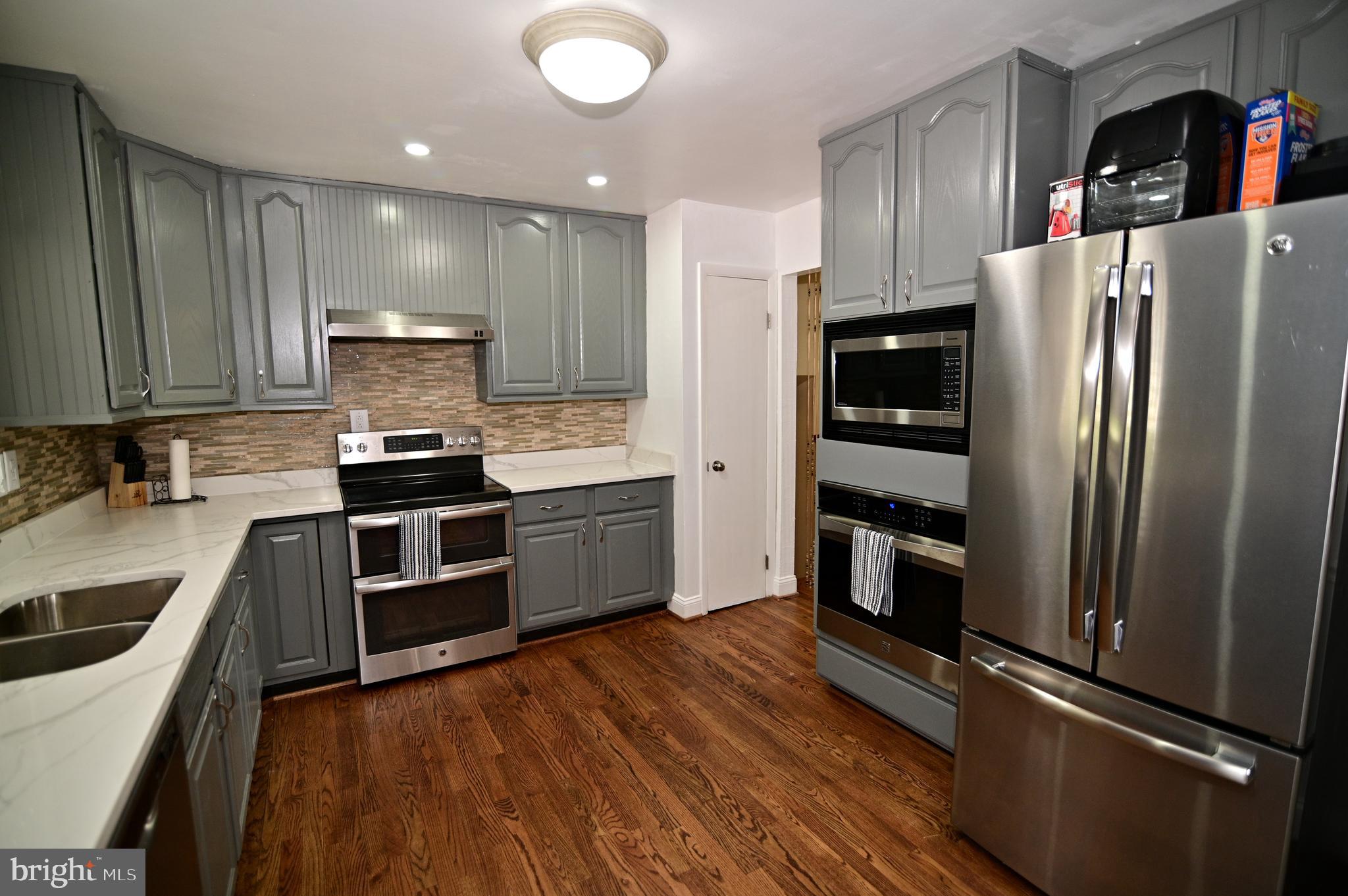 ROBIE MANOR SUB - Residential