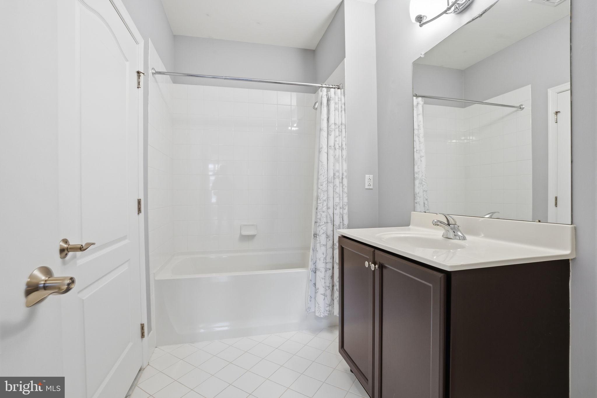 HUNTINGDON PLACE - Residential