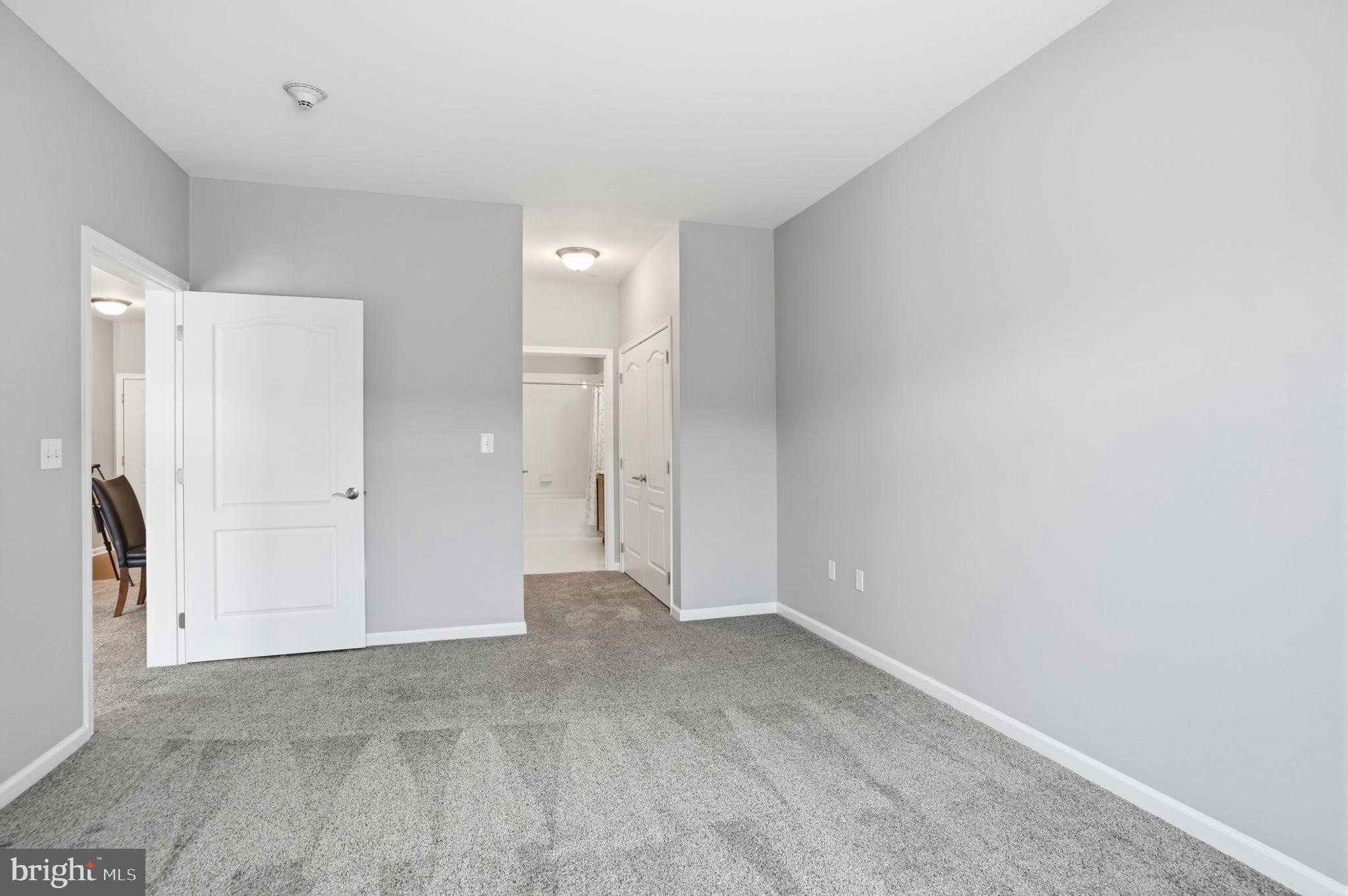 HUNTINGDON PLACE - Residential