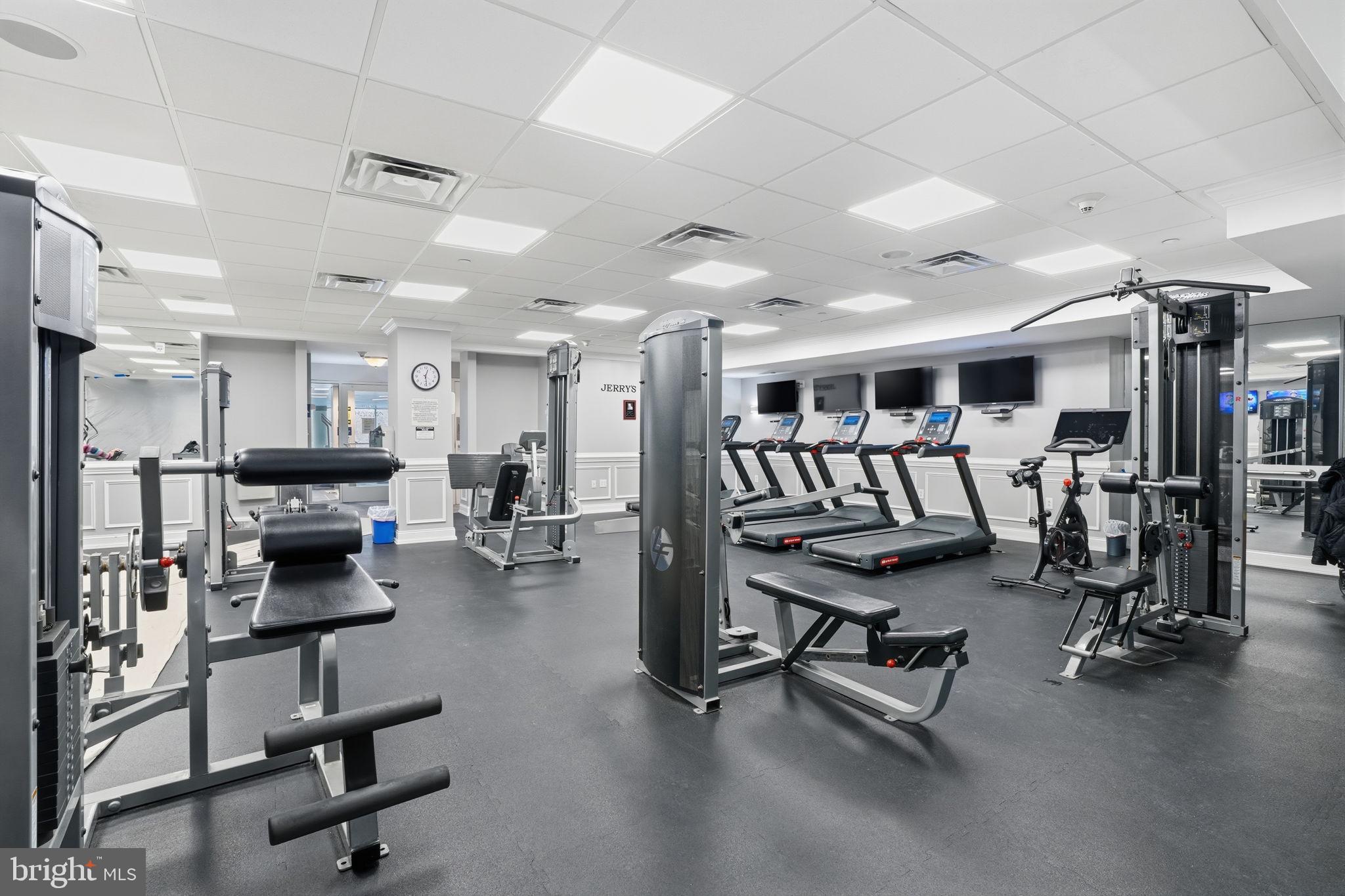 HUNTINGDON PLACE - Residential