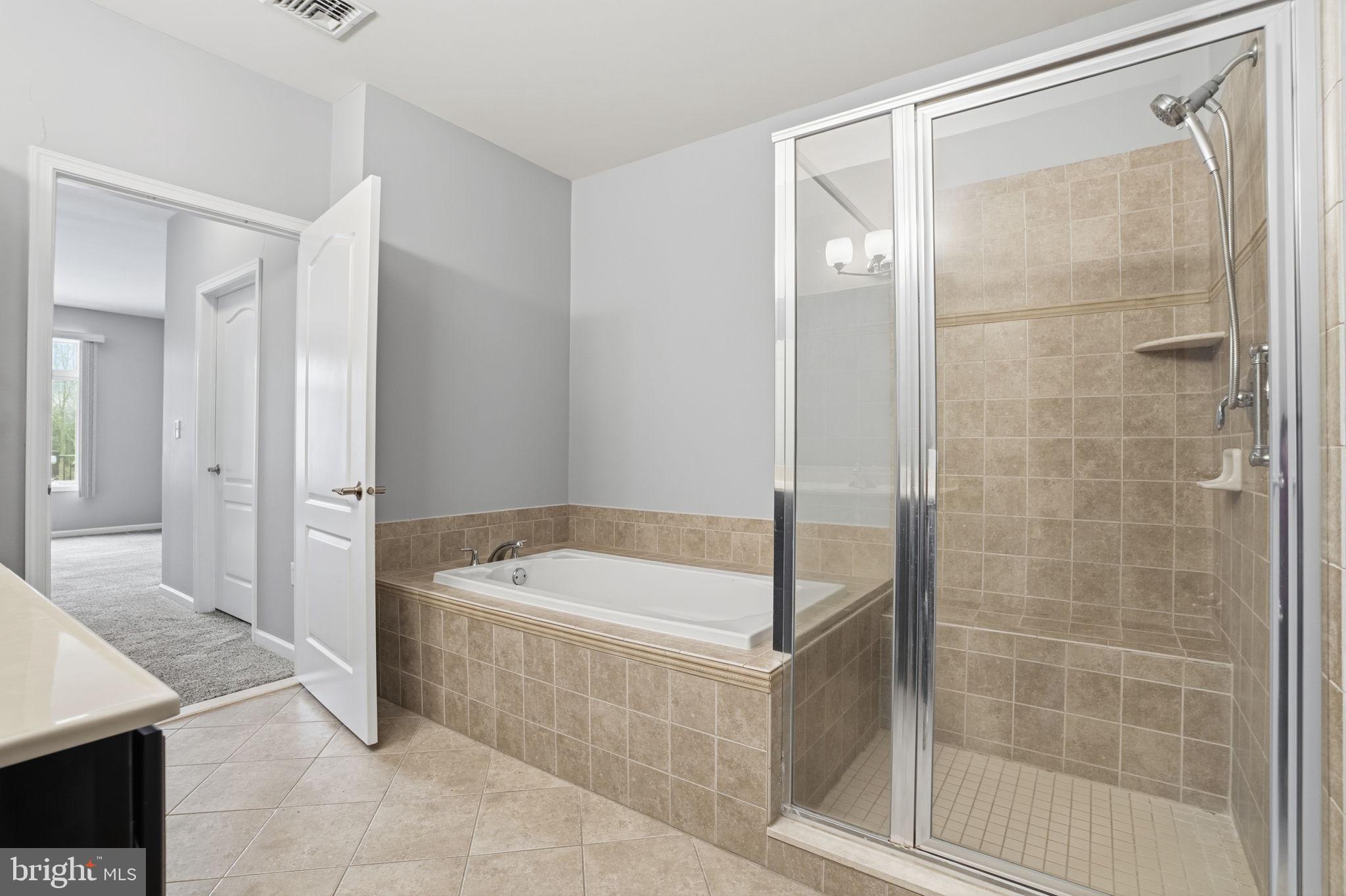 HUNTINGDON PLACE - Residential