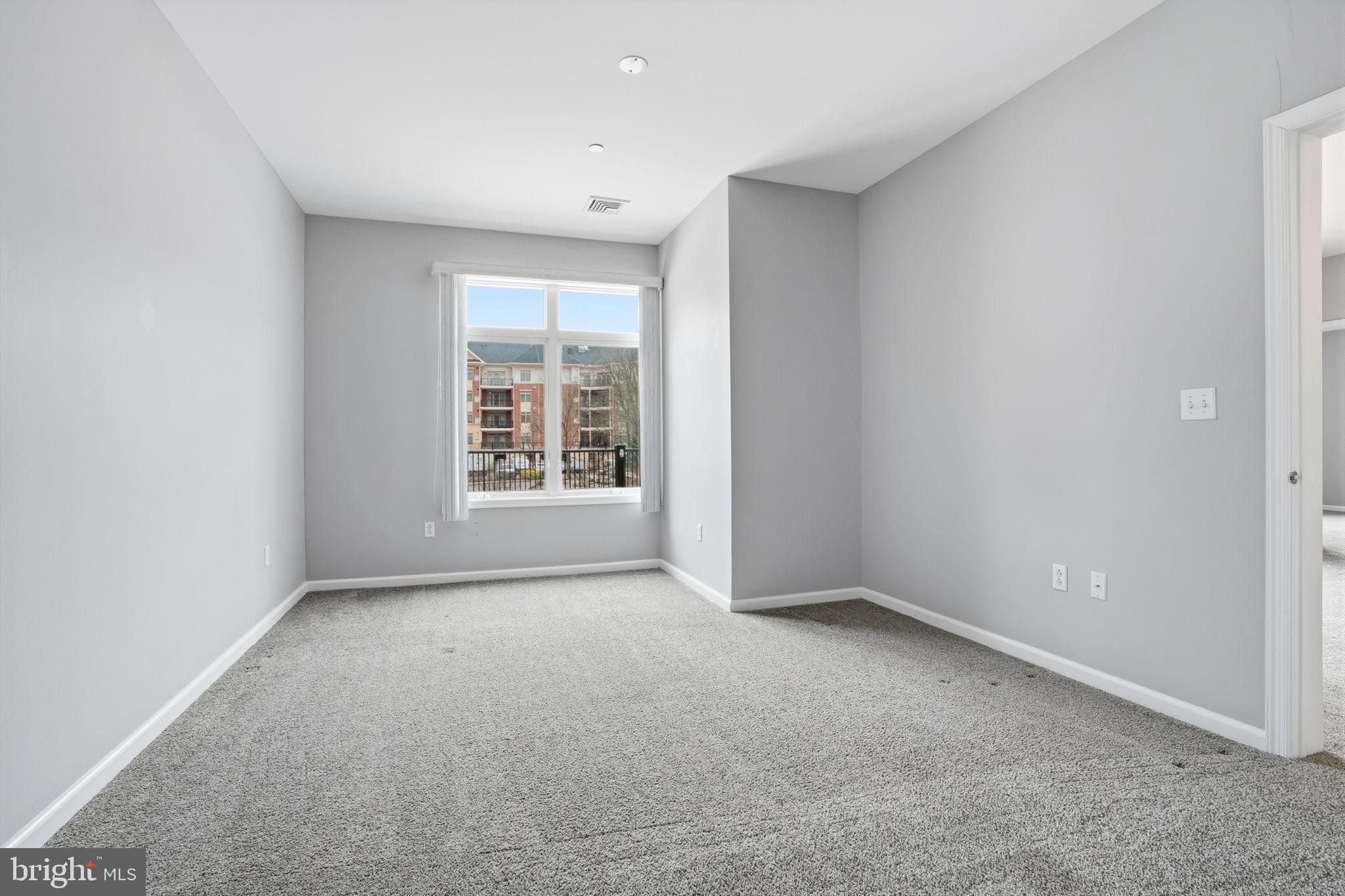 HUNTINGDON PLACE - Residential